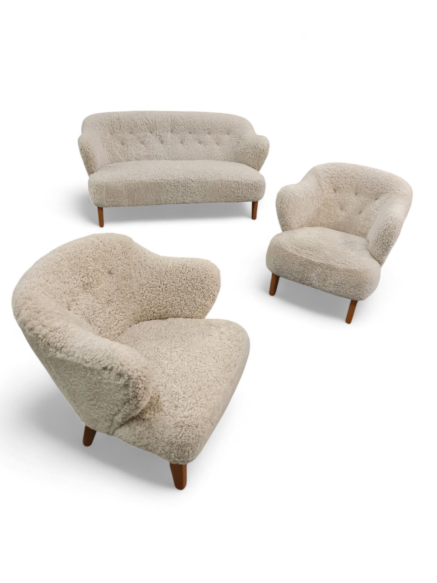 Coppia di sedie Flemming Lassen Ingeborg in pelle di pecora beige liscia, Asko 1950s in vendita 3
