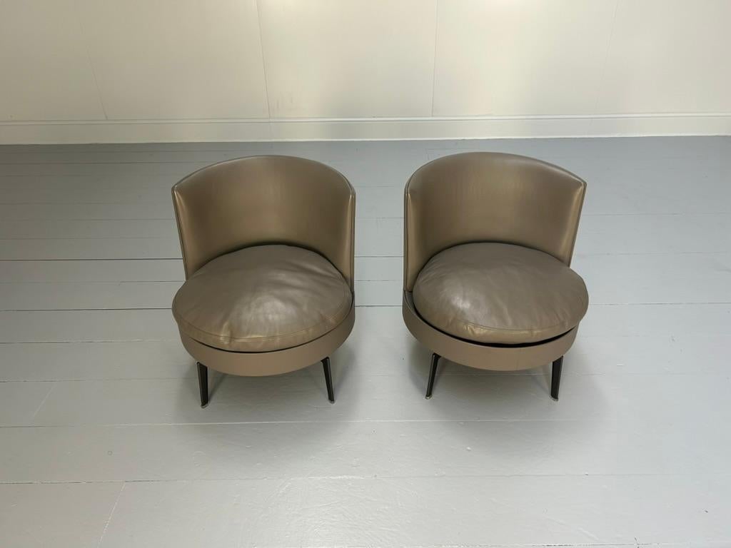 Cuir Paire de fauteuils pivotants Flexform 