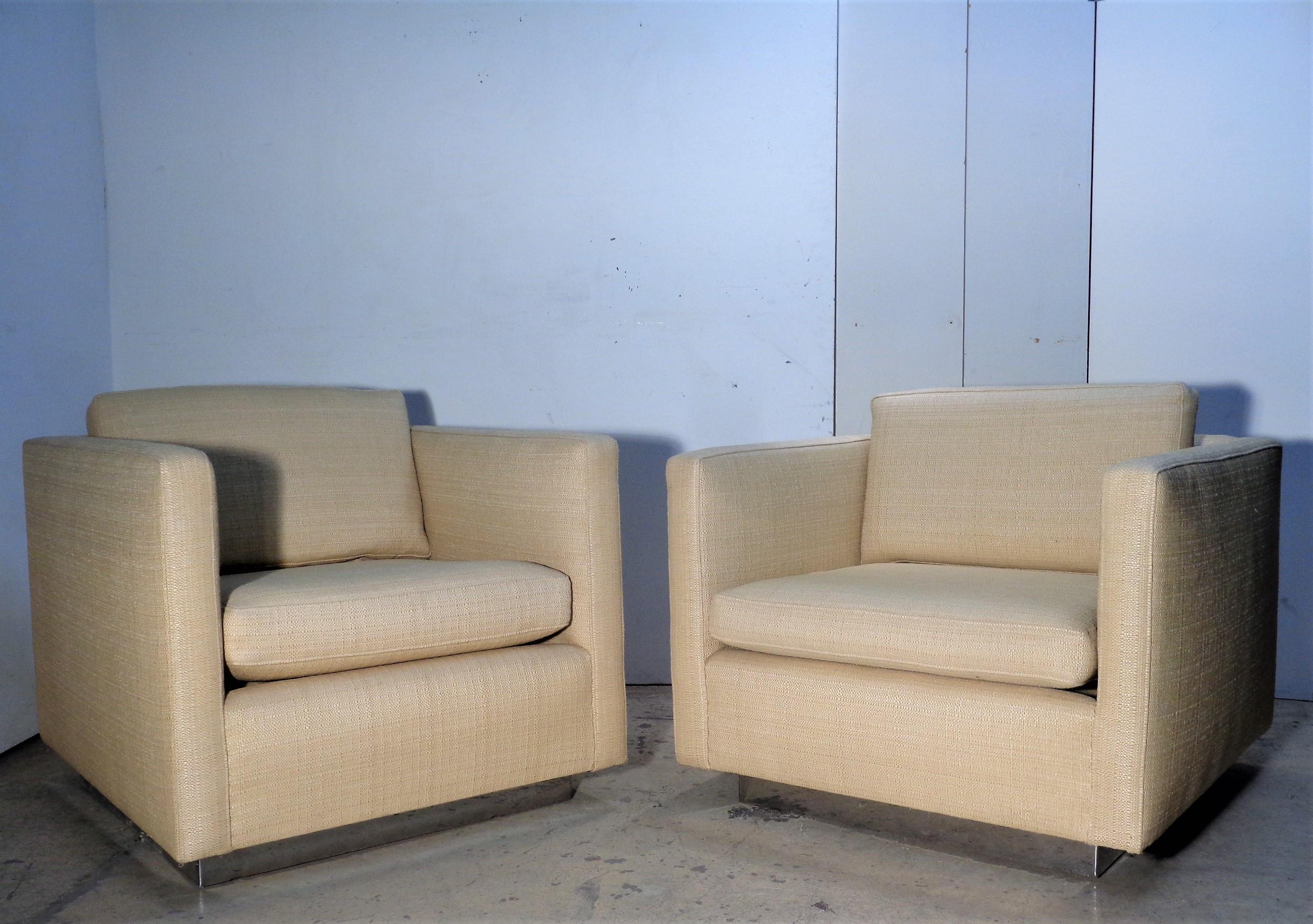 Pair of Floating Cube Lounge Chairs Style Milo Baughman 5