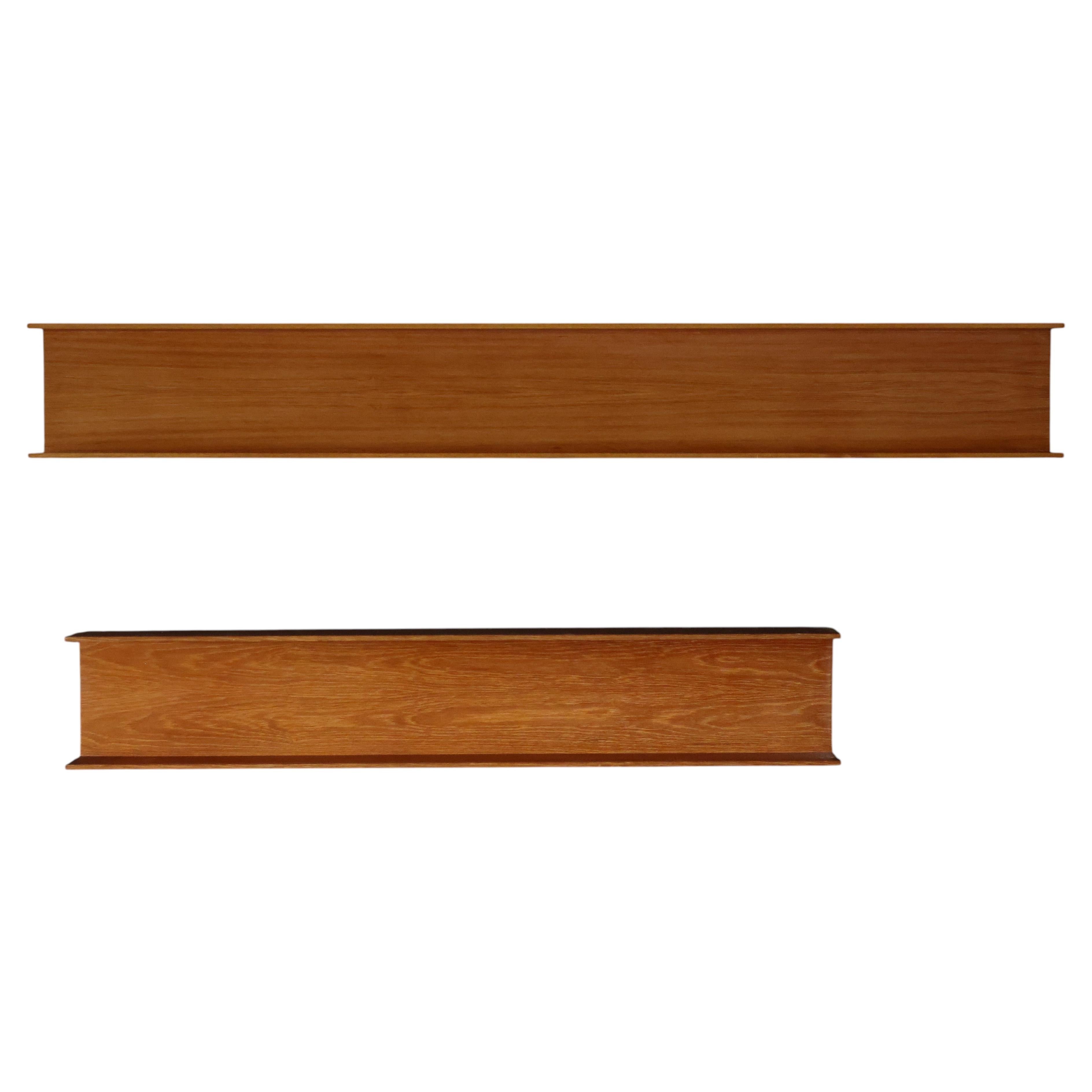 Coppia di mensole sospese in teak da parete, Walter Wirtz per Wilhelm Renz, anni ’60