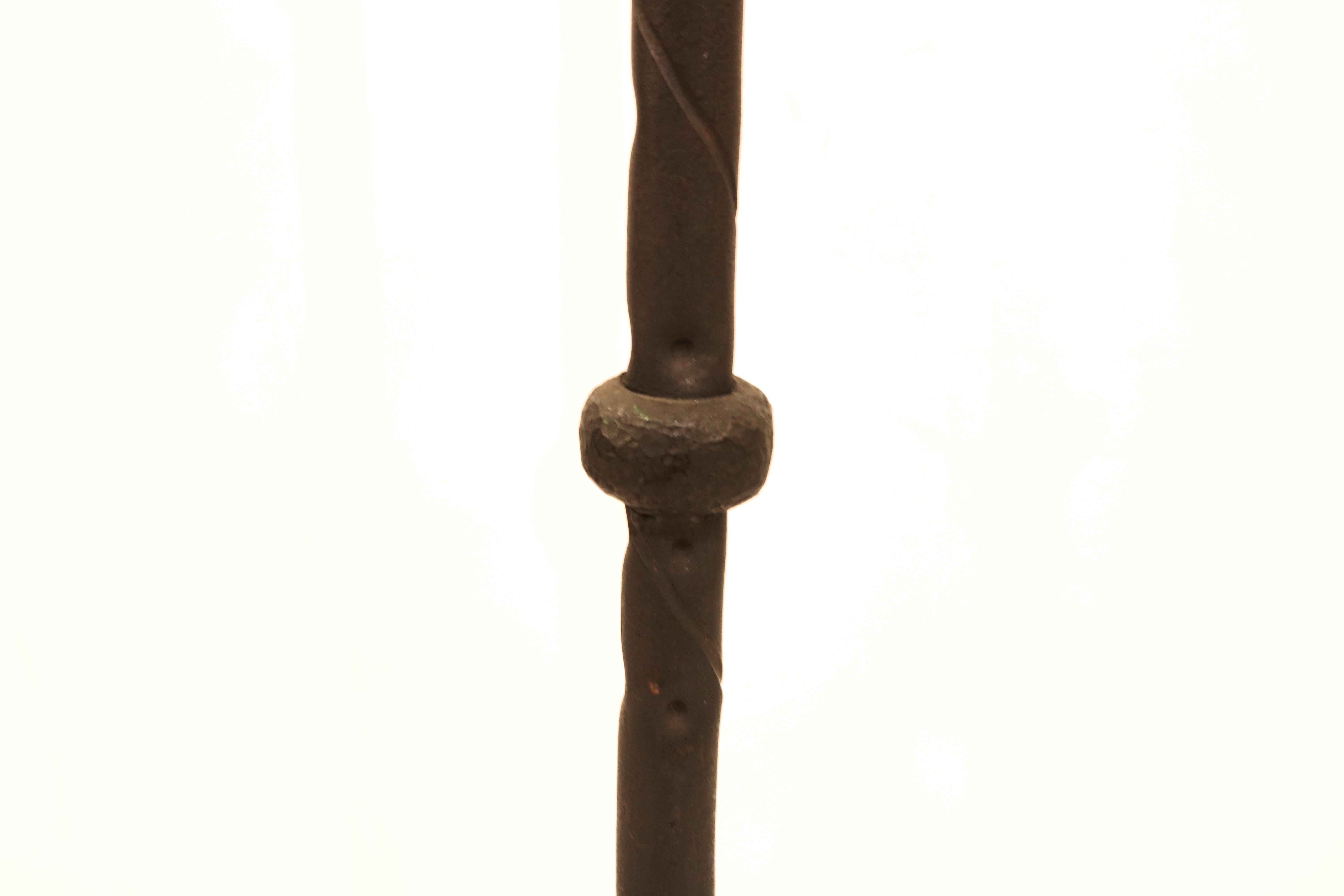 Pair of Floor Lamps attr. to Alessandro Mazzucottelli, Italy early 20th Century For Sale 5
