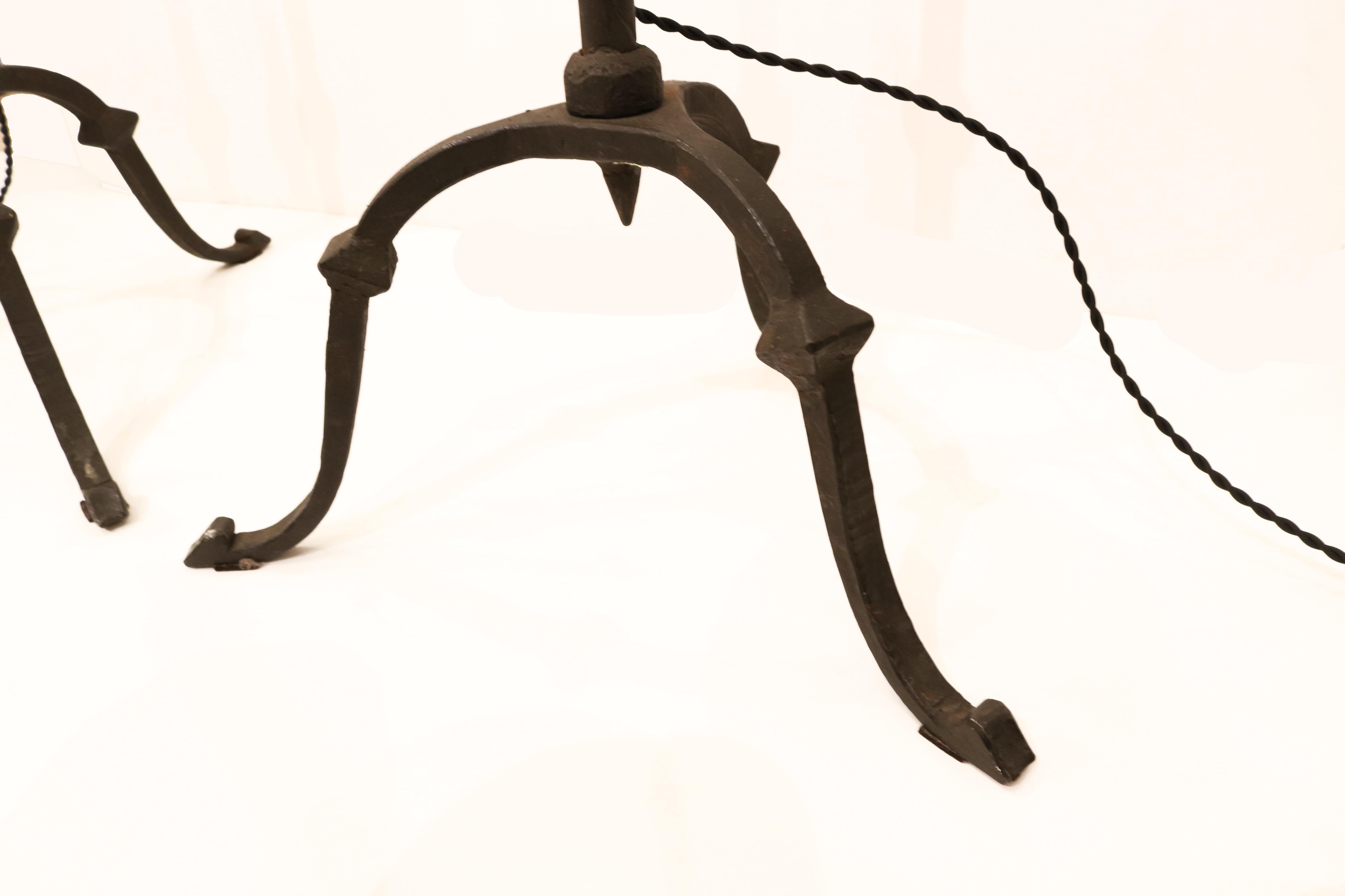 Pair of Floor Lamps attr. to Alessandro Mazzucottelli, Italy early 20th Century For Sale 3