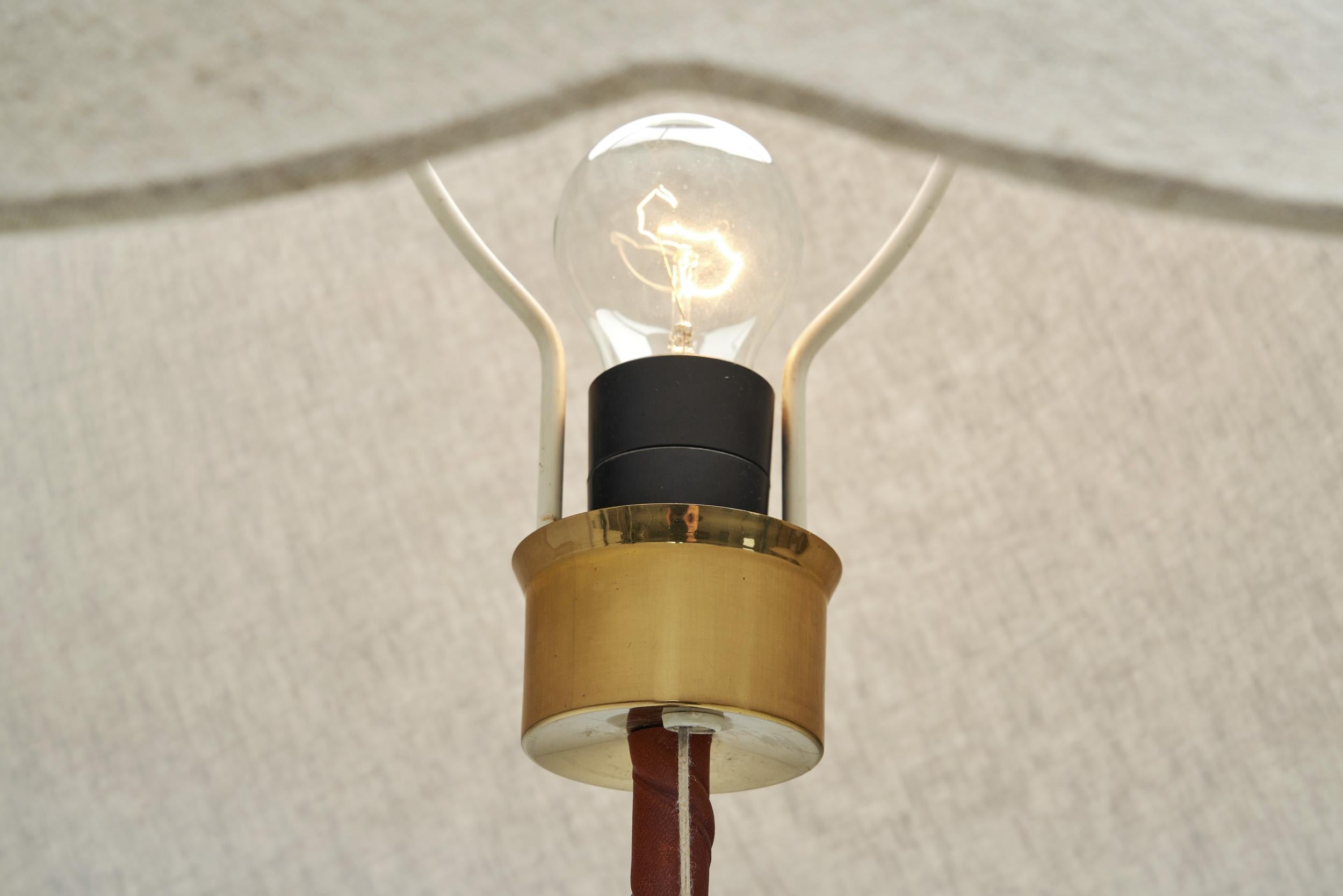 Paire de lampadaires par Alf Svensson et Yngvar Sandström, Suède années 1960 en vente 7