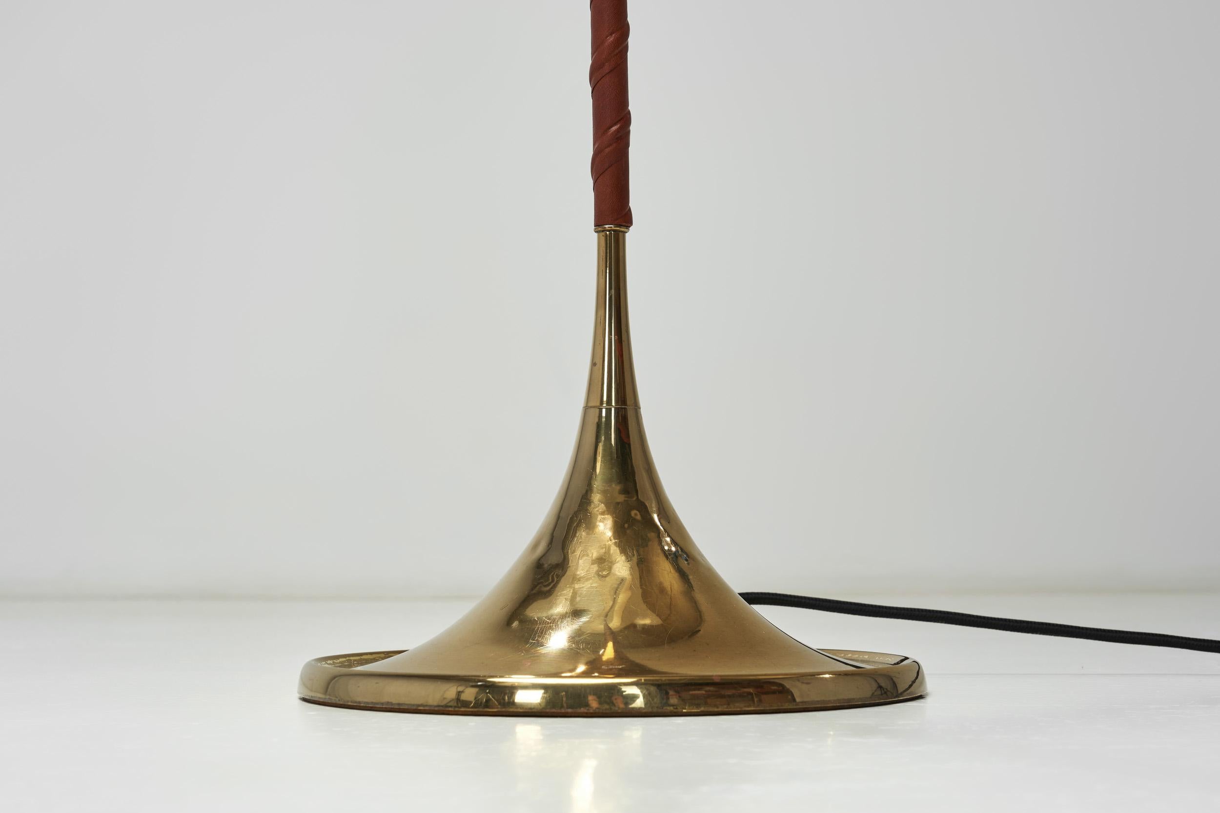 Paire de lampadaires par Alf Svensson et Yngvar Sandström, Suède années 1960 en vente 11