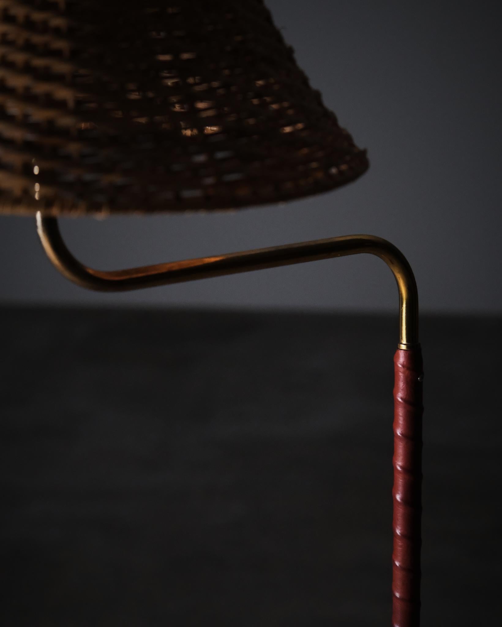 Coppia di lampade da terra di ASEA, Svezia, anni '50 in vendita 1