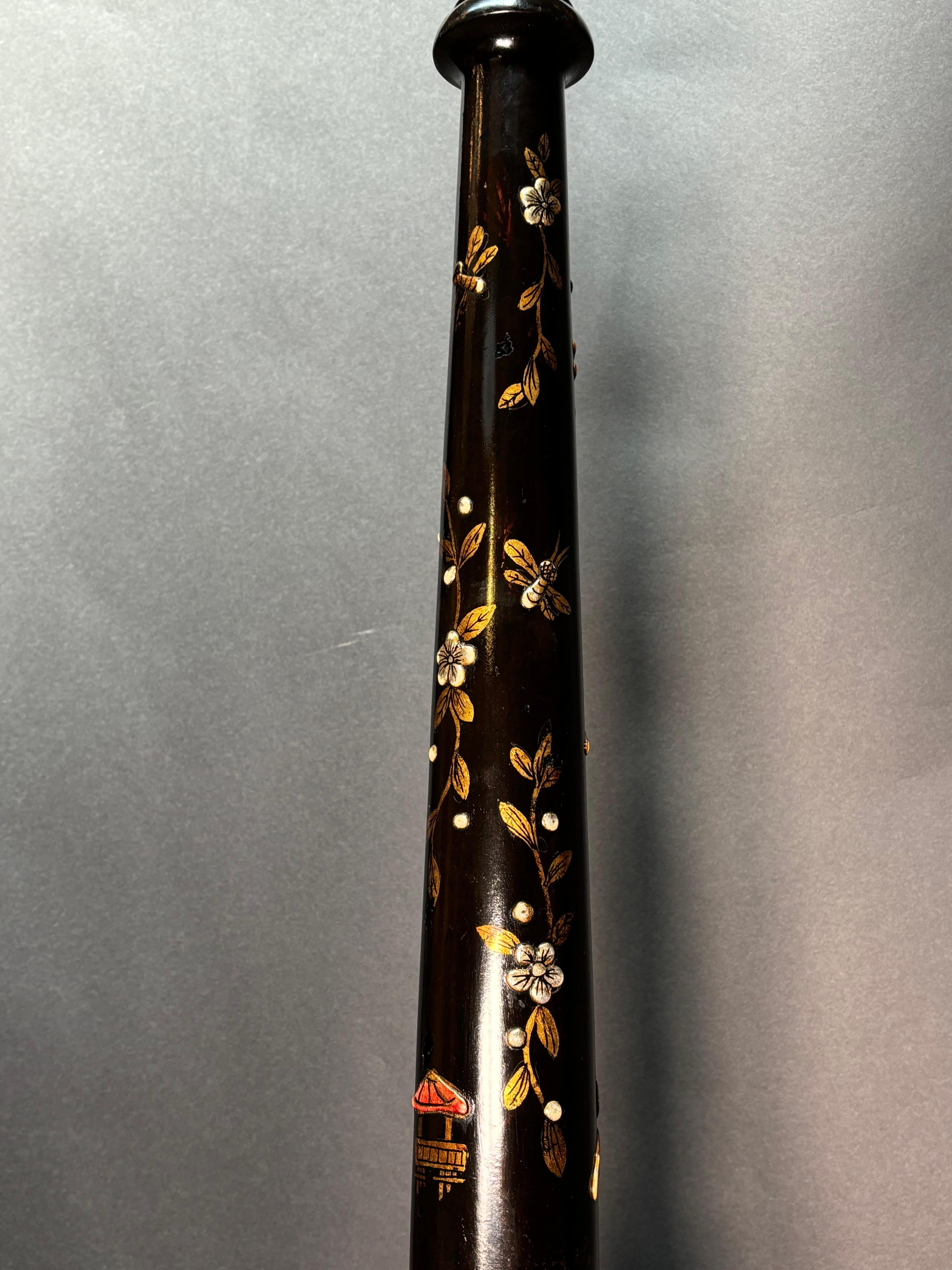 Pareja de Lámparas de Pie - Estilo Chinoiserie Laca en venta