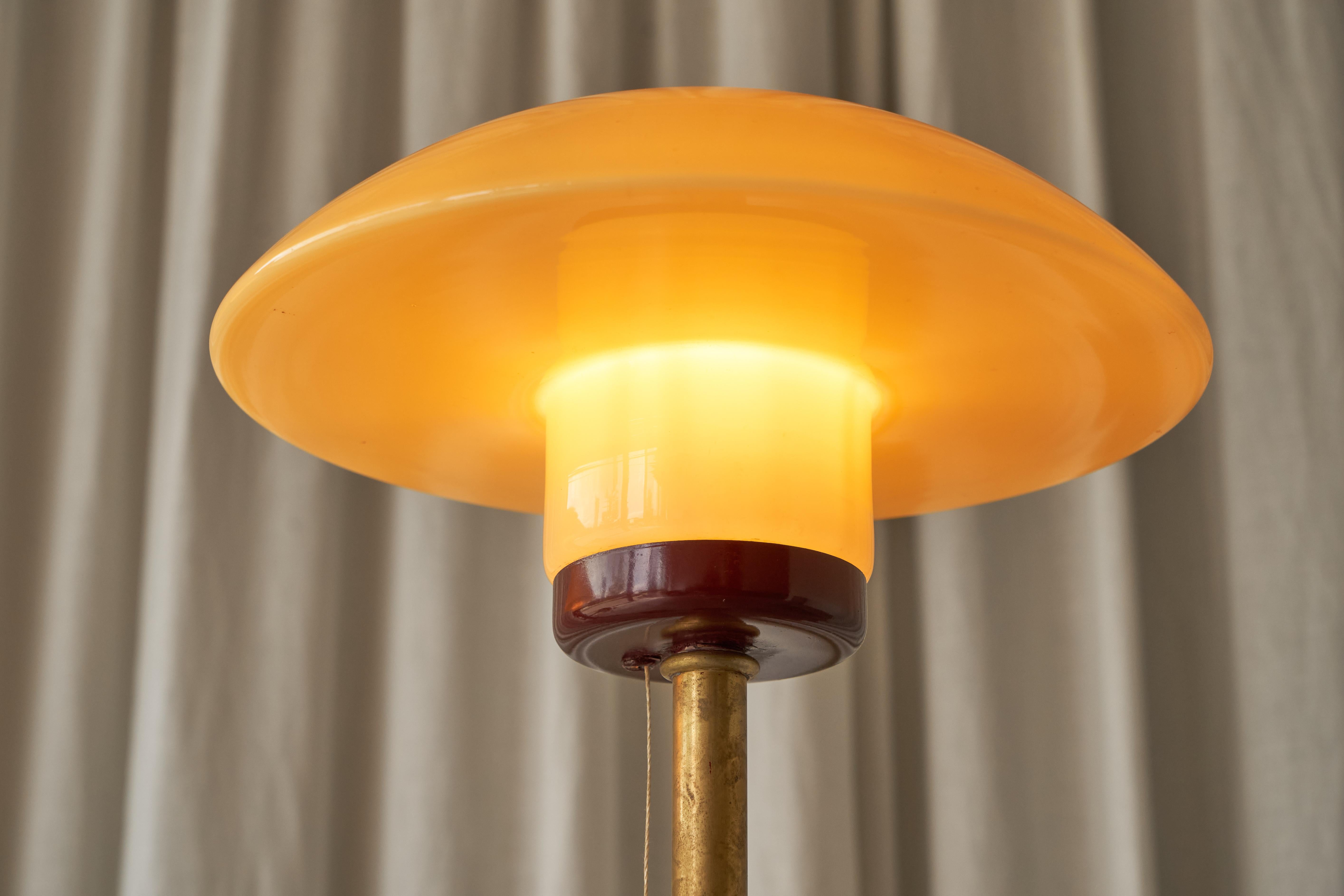 Hand-Crafted Pair of Floor Lamps in Bamboo, Patinated Brass and Yellow Glass 1940s