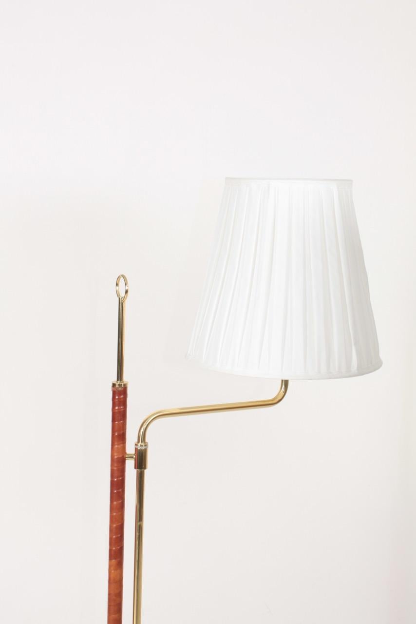 Pair of Floor Lamps in Brass and Patinated Leather, Made in Sweden 7