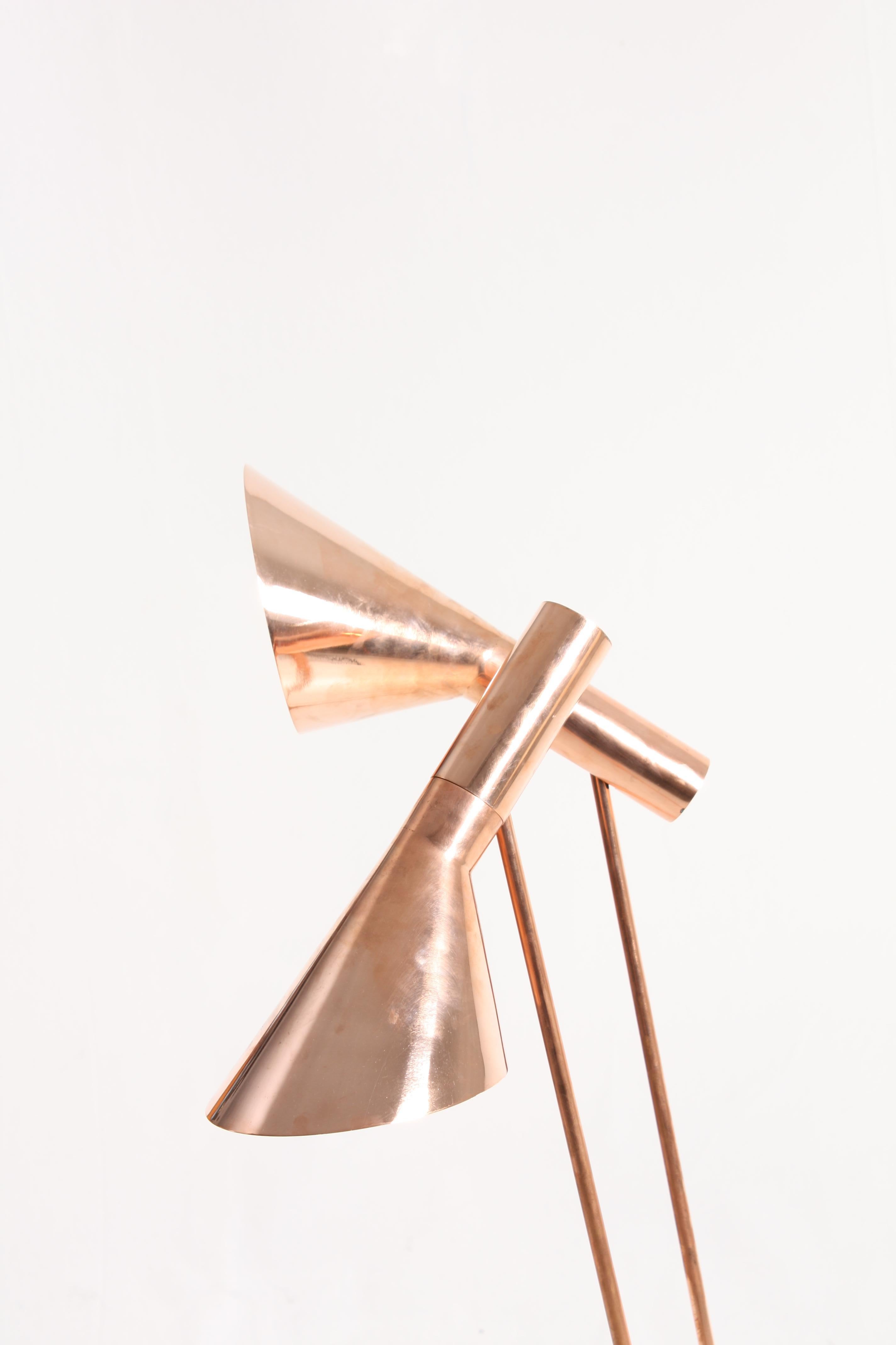 Pair of Floor Lamps in Copper by Arne Jacobsen, Scandinavian Modern, 1960s 6
