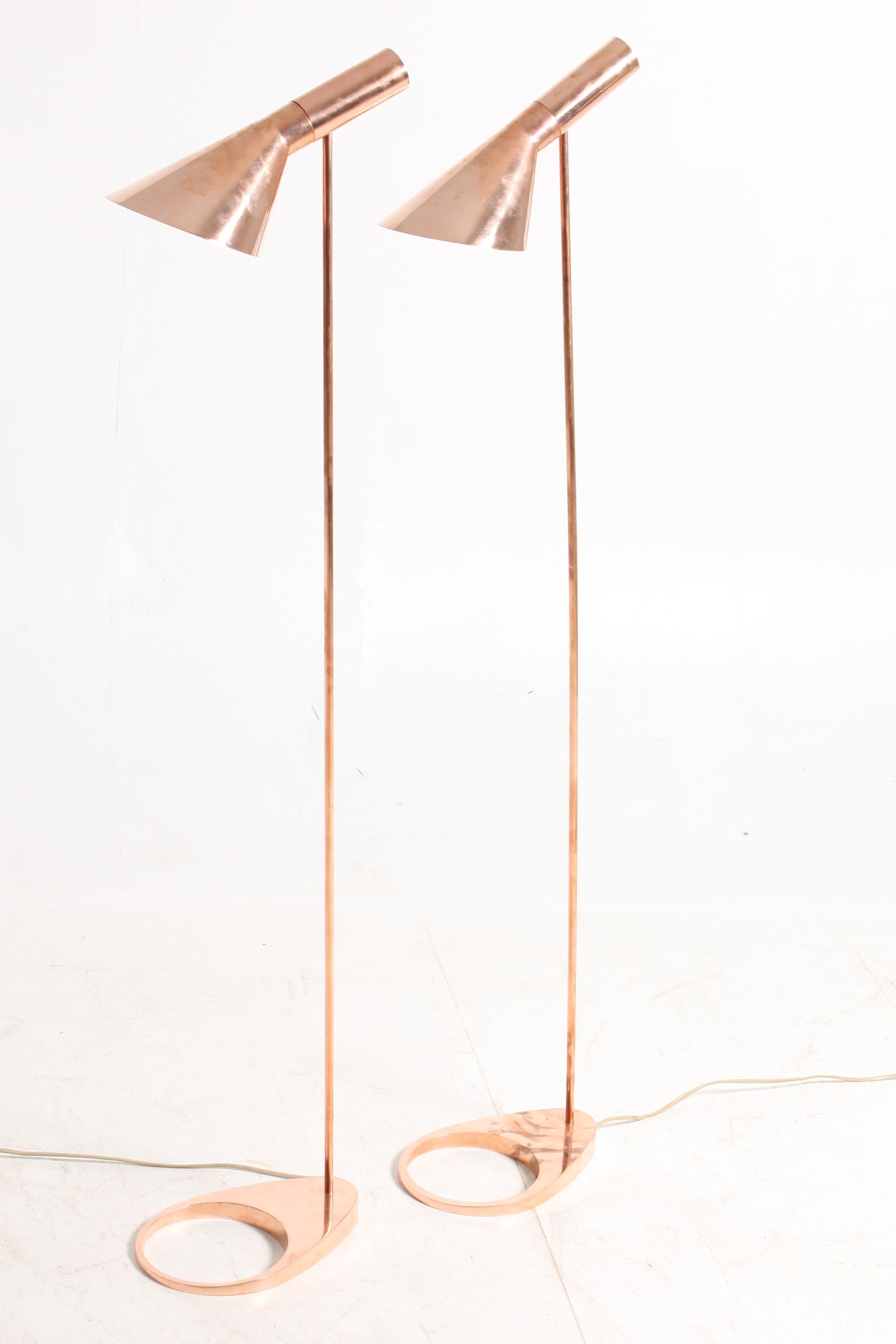 Danish Pair of Floor Lamps in Copper by Arne Jacobsen, Scandinavian Modern, 1960s