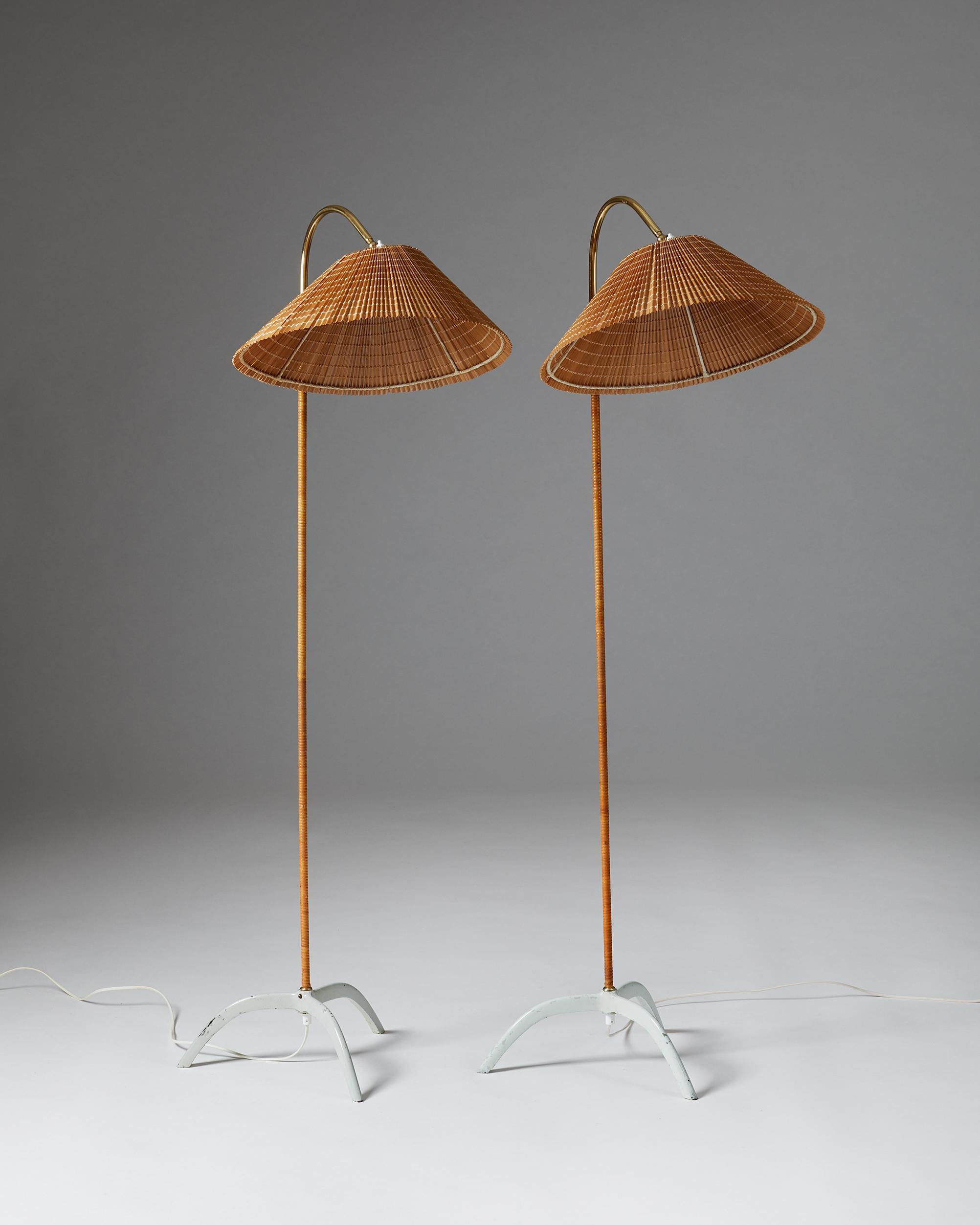 Mid-Century Modern Pair of Floor Lamps Model 9609 Designed by Paavo Tynell for Taito Oy