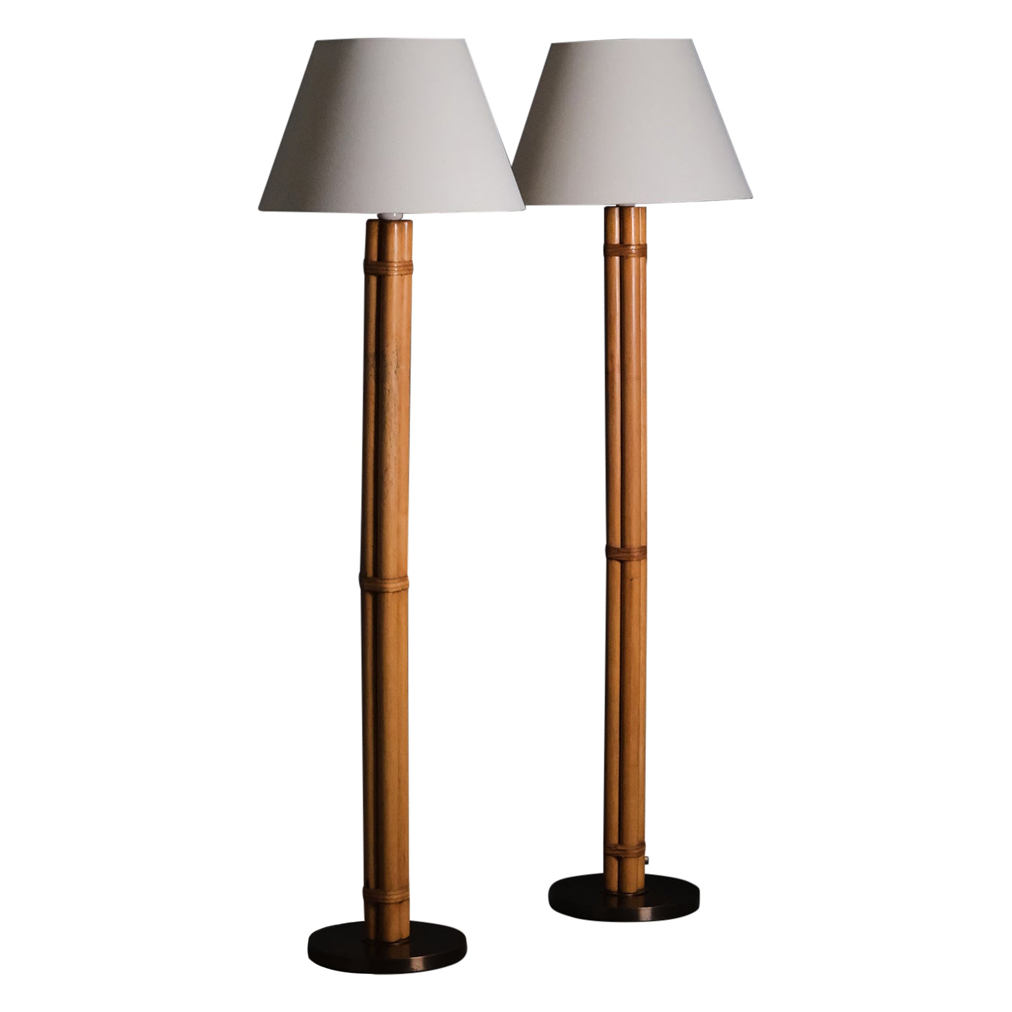 Paire de lampadaires, modèle B105, Hans-Agne Jakobsson, Suède, années 1960 en vente