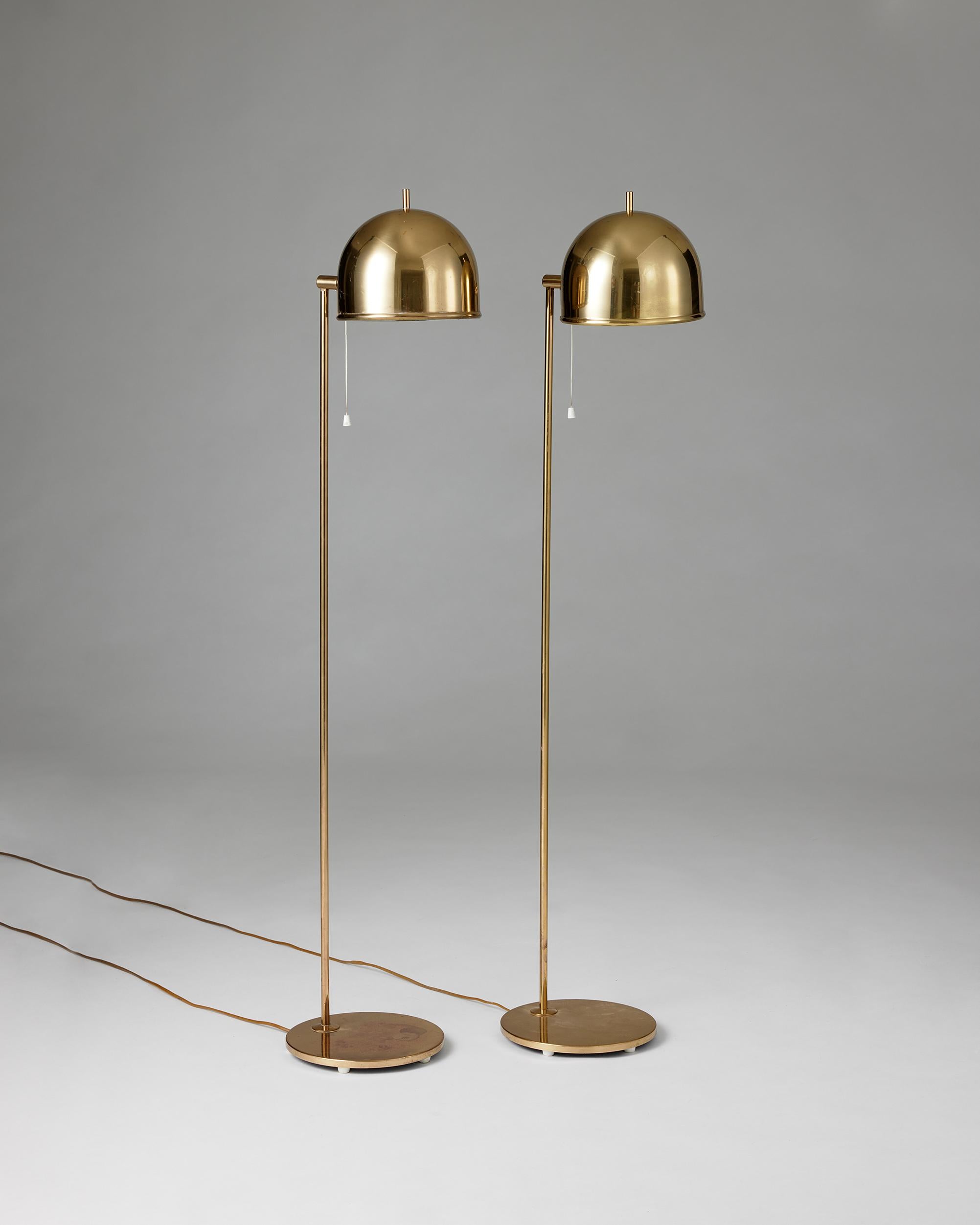 Pair of floor lamps model G-075 designed by Eje Ahlgren for Bergboms,
Sweden, 1960s.

Brass.

Stamped.

H: 125 cm
W: 23 cm
D: 28 cm
