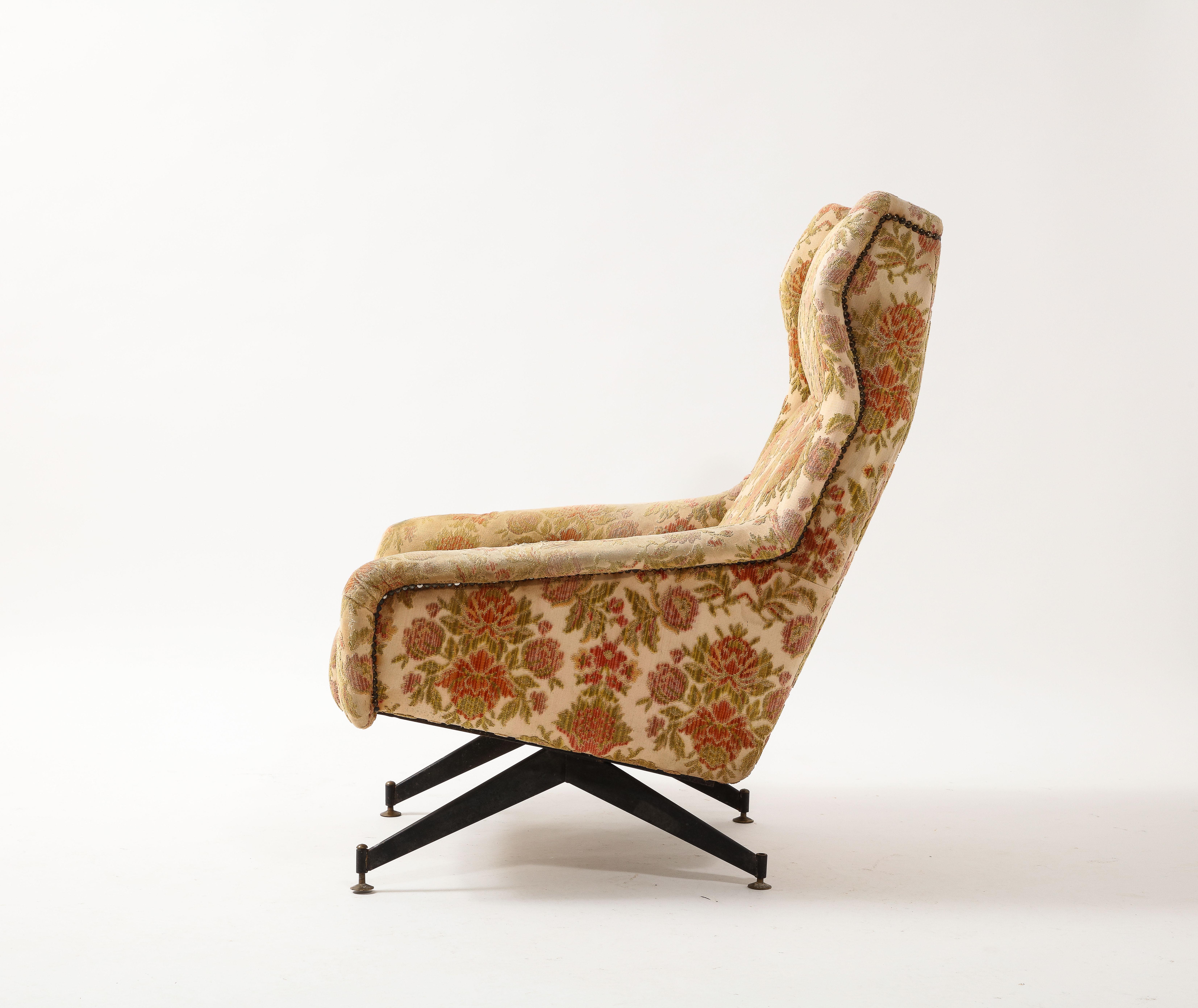 Paire de fauteuils à motifs floraux par Dassi, Italie, 1950 en vente 3