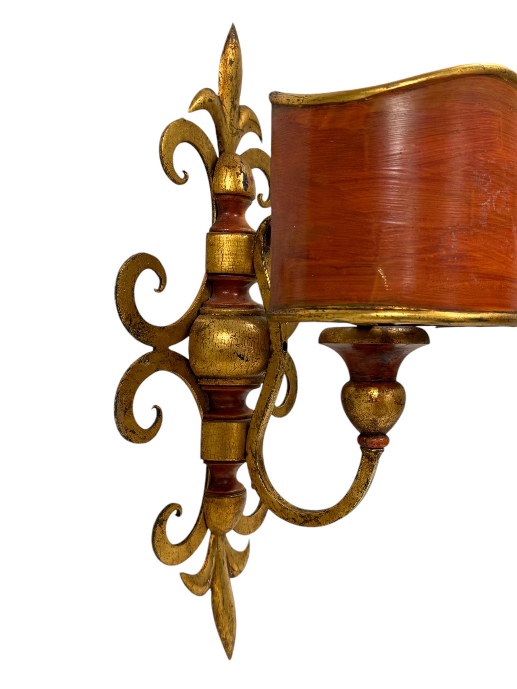 Pair of Floral Lily Tole Sconces with moveable Shade Gilded Metal, 1960s For Sale 1