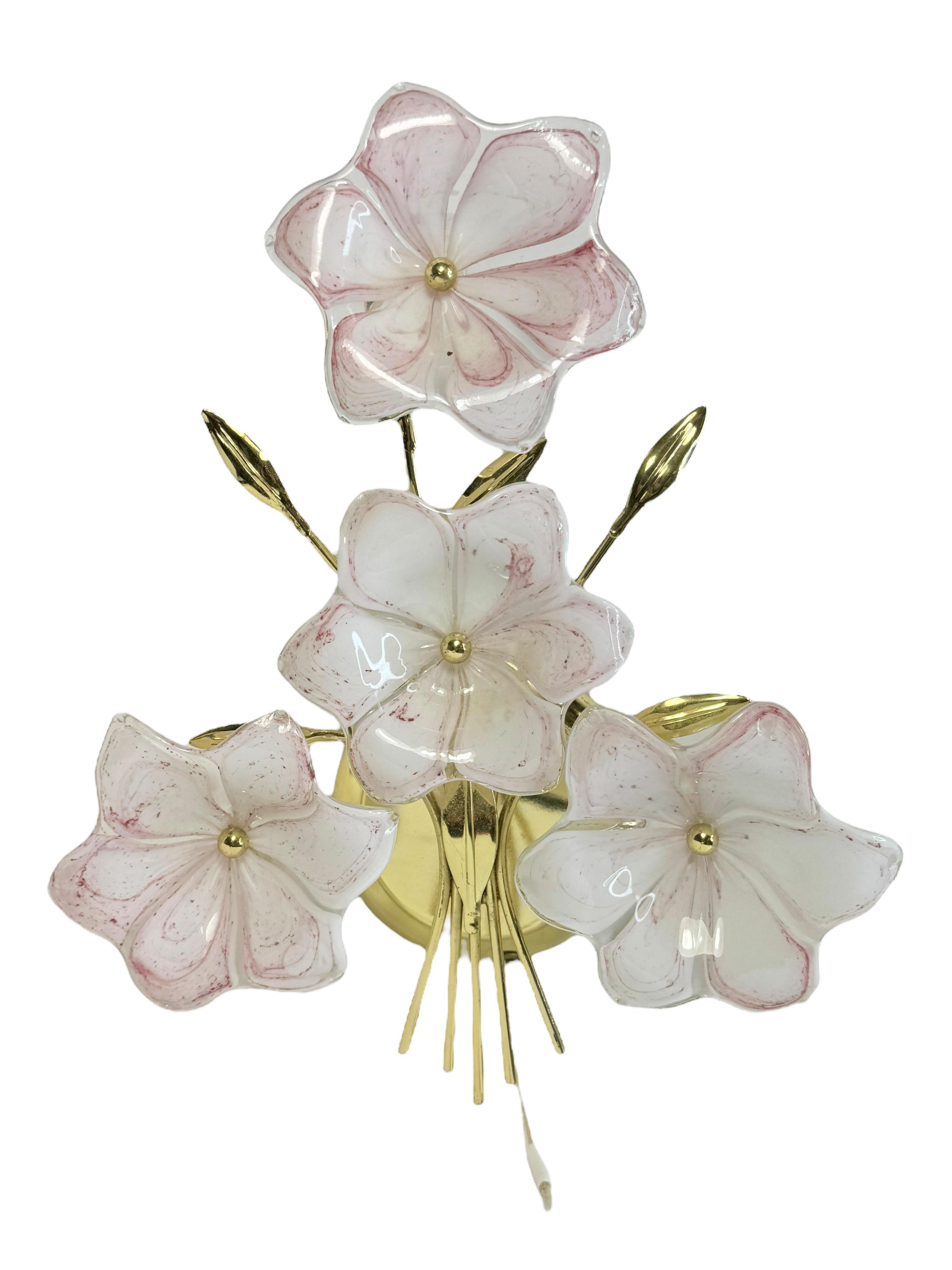 Paar florale Murano Wandleuchten, Vintage Messing Wandleuchten, 1970er Italien (Ende des 20. Jahrhunderts)