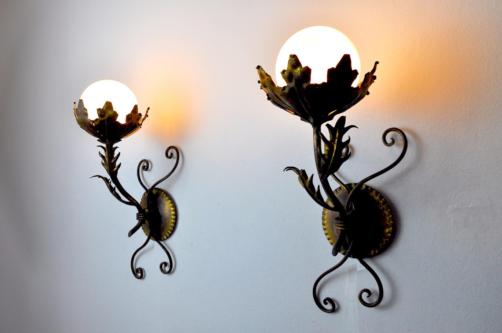 Mid-20th Century Pair of Floral Sconces by Ferro Arte, Spain, 1960 For Sale