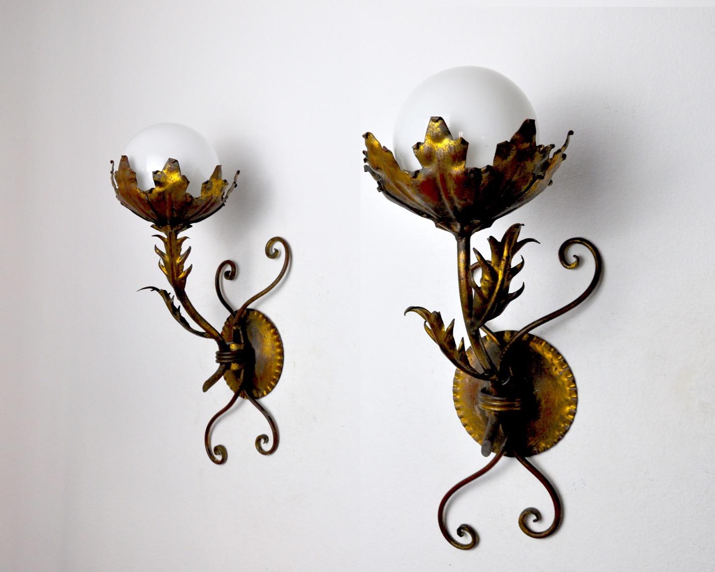 Hollywood Regency Pair of Floral Sconces by Ferro Arte, Spain, 1960 For Sale