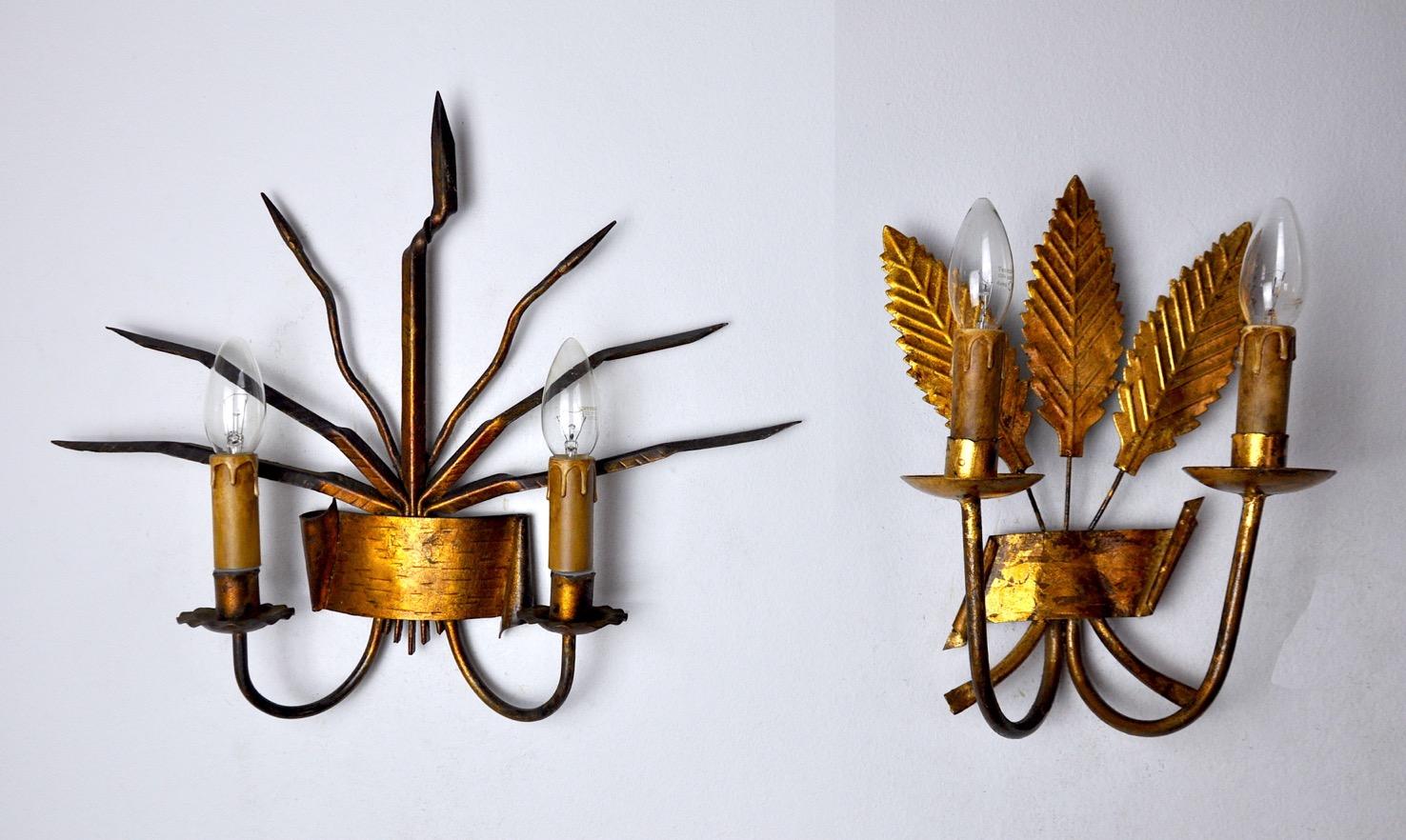 Très belle paire d'appliques florales. Désigné et produit par Ferroarte en Espagne dans les années 70. Structure métallique dorée à la feuille d'or. Objet unique qui s'illuminera merveilleusement et apportera une véritable touche design à votre