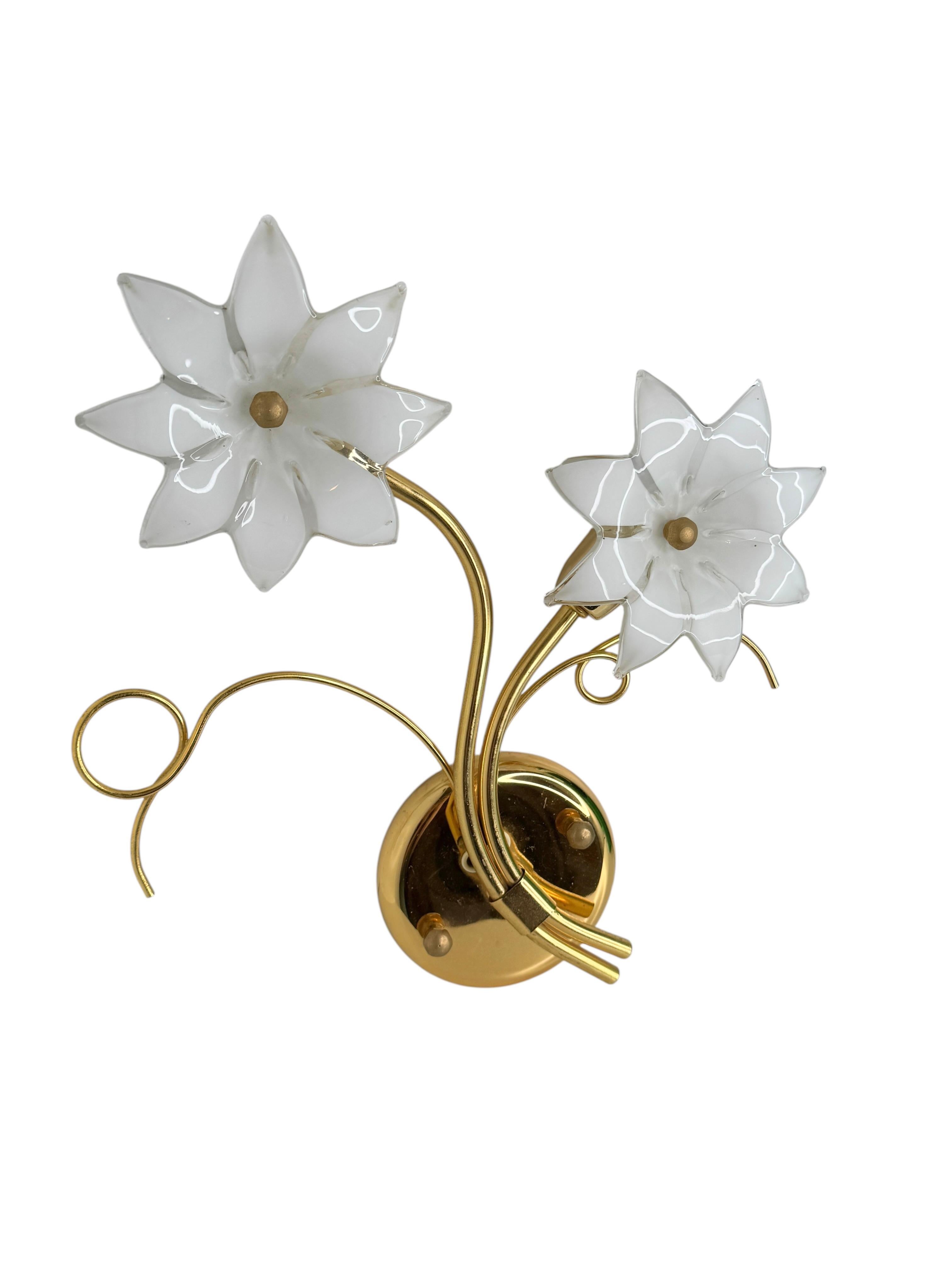 German Pair of Floral Sconces, Vintage Brass & Glas Wall Lights 1980s Fischer Leuchten For Sale