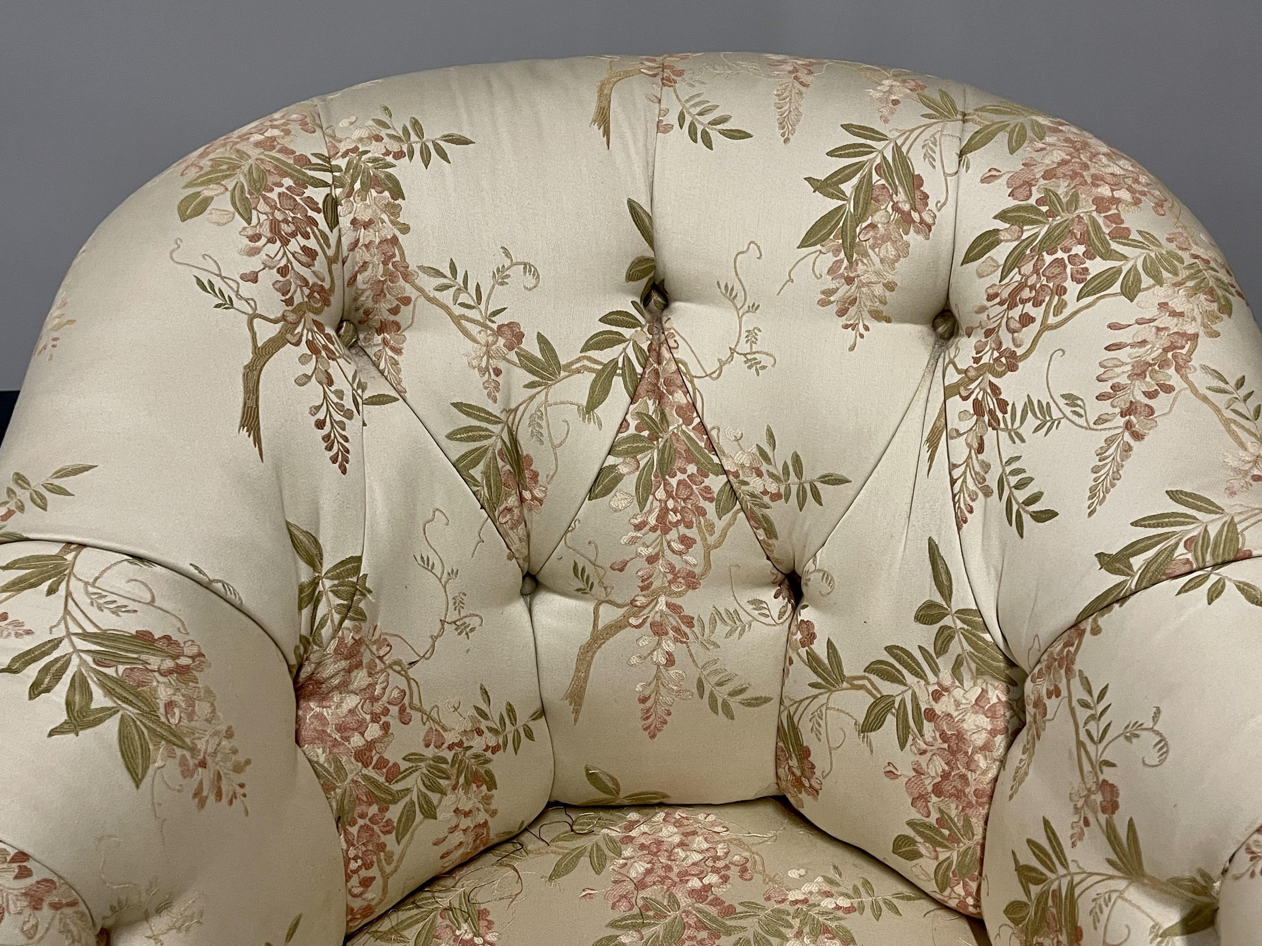 Fabric Pair of Floral Swivel Chairs, Milo Baughman, Scalamandré, Lounge Chairs