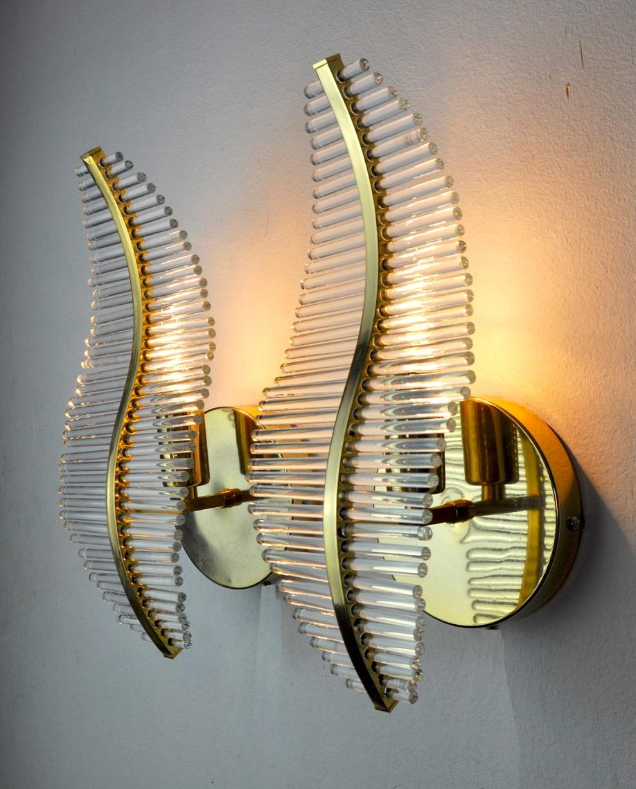 Very nice pair of Venini floral wall lamp produced in italy in the 70s.

Tubular glass and gilded metal structure.

Unique object that will illuminate perfectly and bring a real design touch to your interior.

Electricity verified, time mark