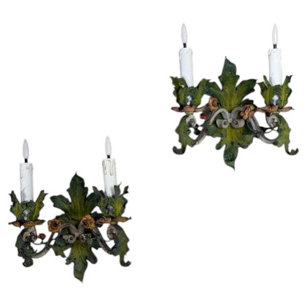 Pair of floral wall sconces in polychrome metal, around 1900 For Sale