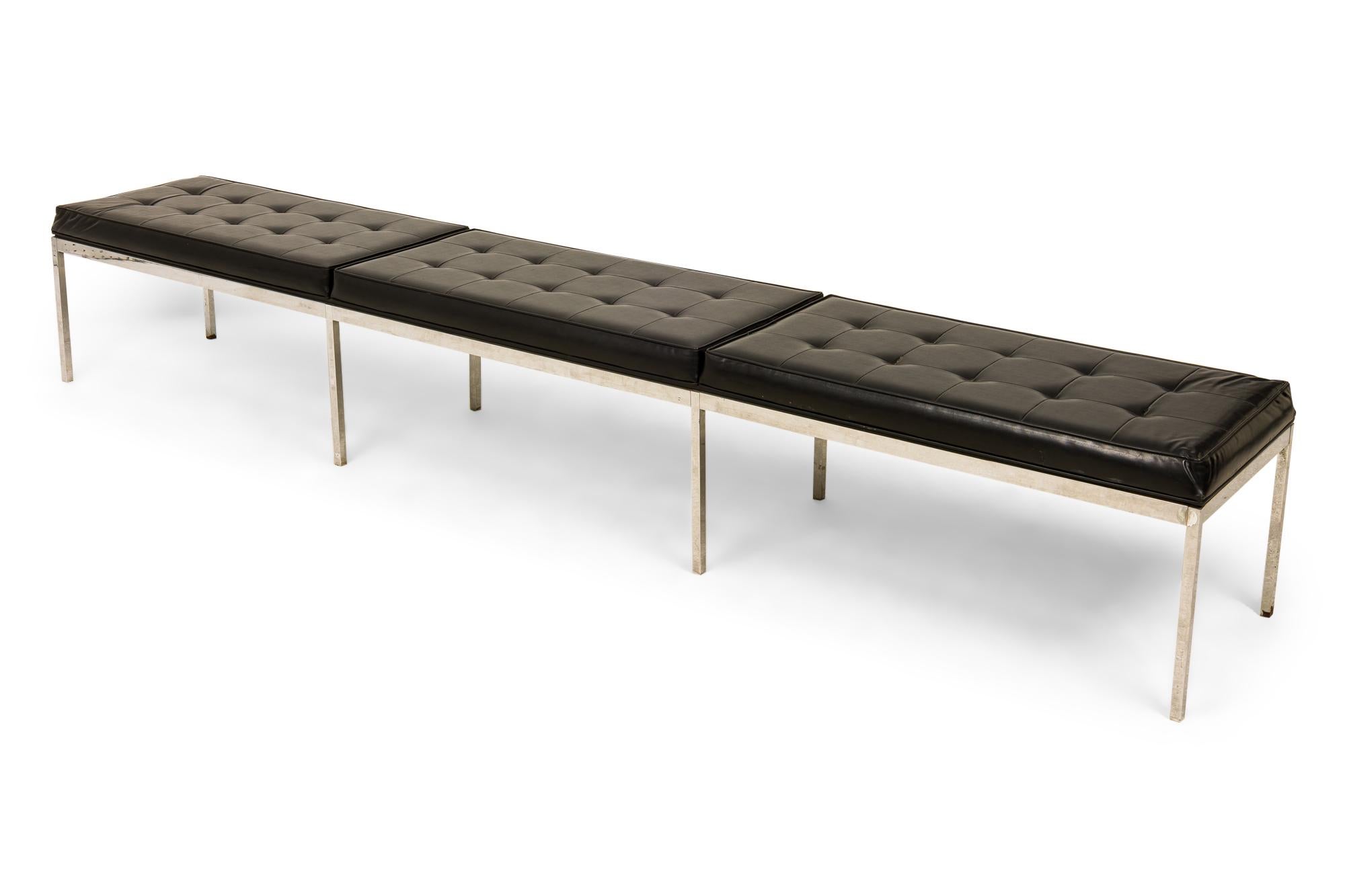 Pareja de bancos de museo de cuero negro Florence Knoll para Knoll International Moderno de mediados de siglo
