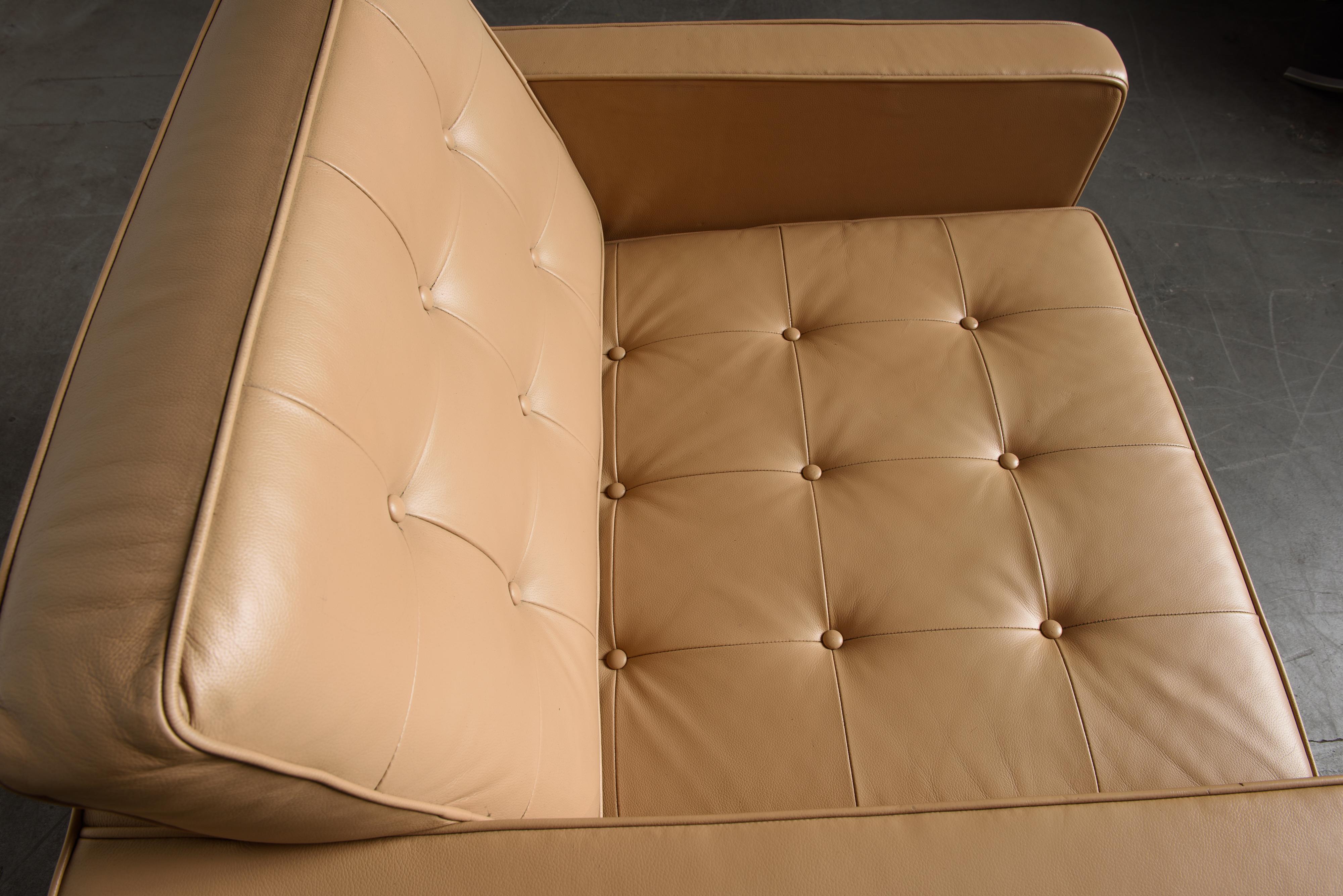 Pair of Florence Knoll Leather Lounge Chairs for Knoll Studio, Signed 9