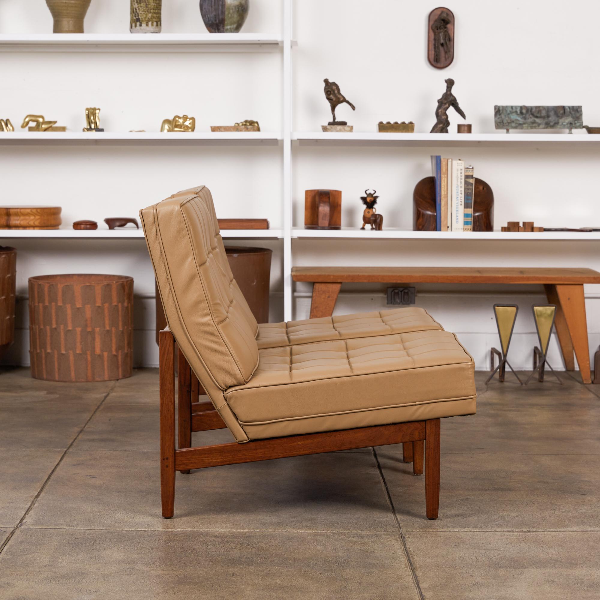 Mid-20th Century Pair of Florence Knoll Leather Lounge Chairs