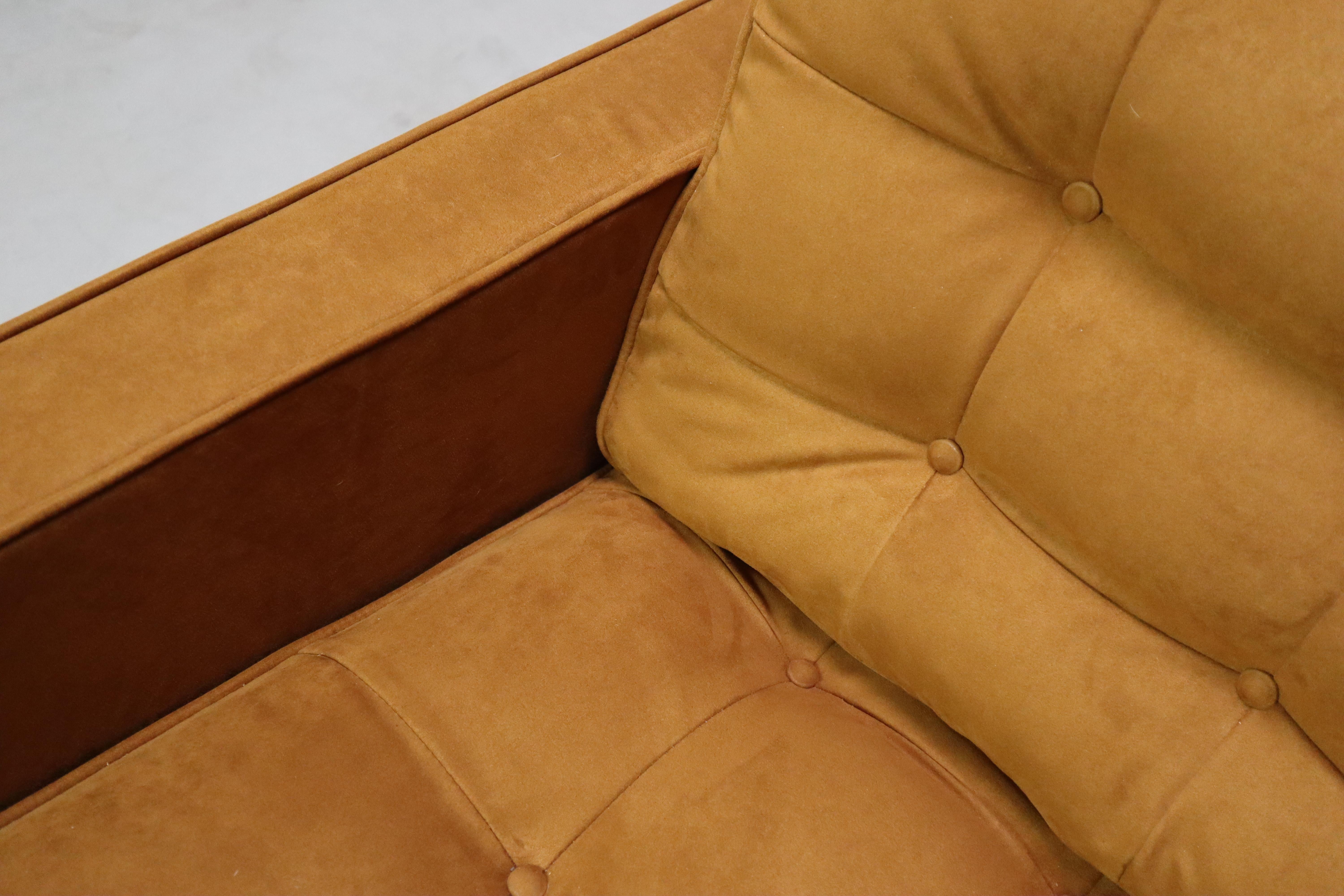 Pair of Florence Knoll lounge chairs for Knoll International For Sale 4