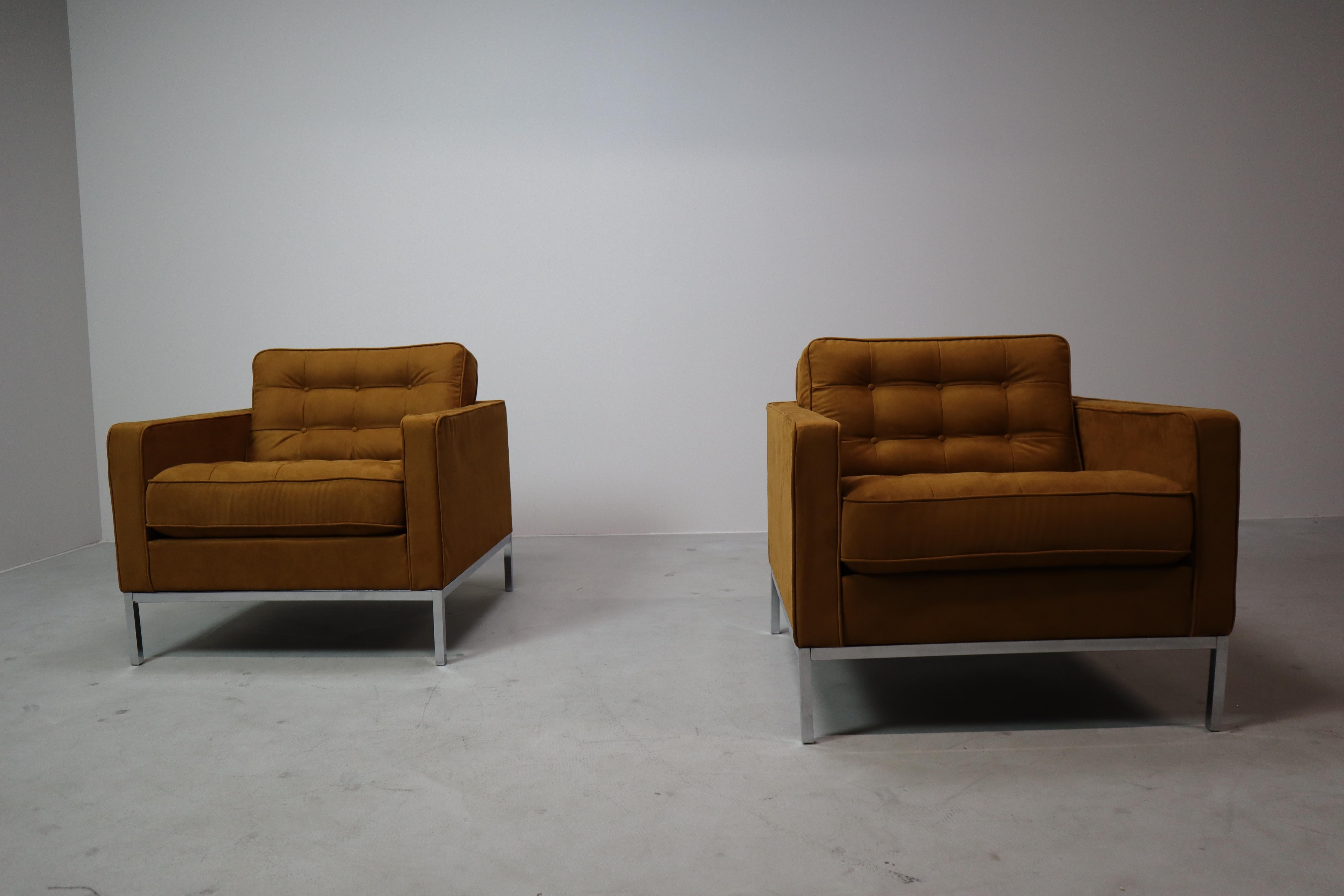 Pair of Florence Knoll lounge chairs for Knoll International For Sale 6