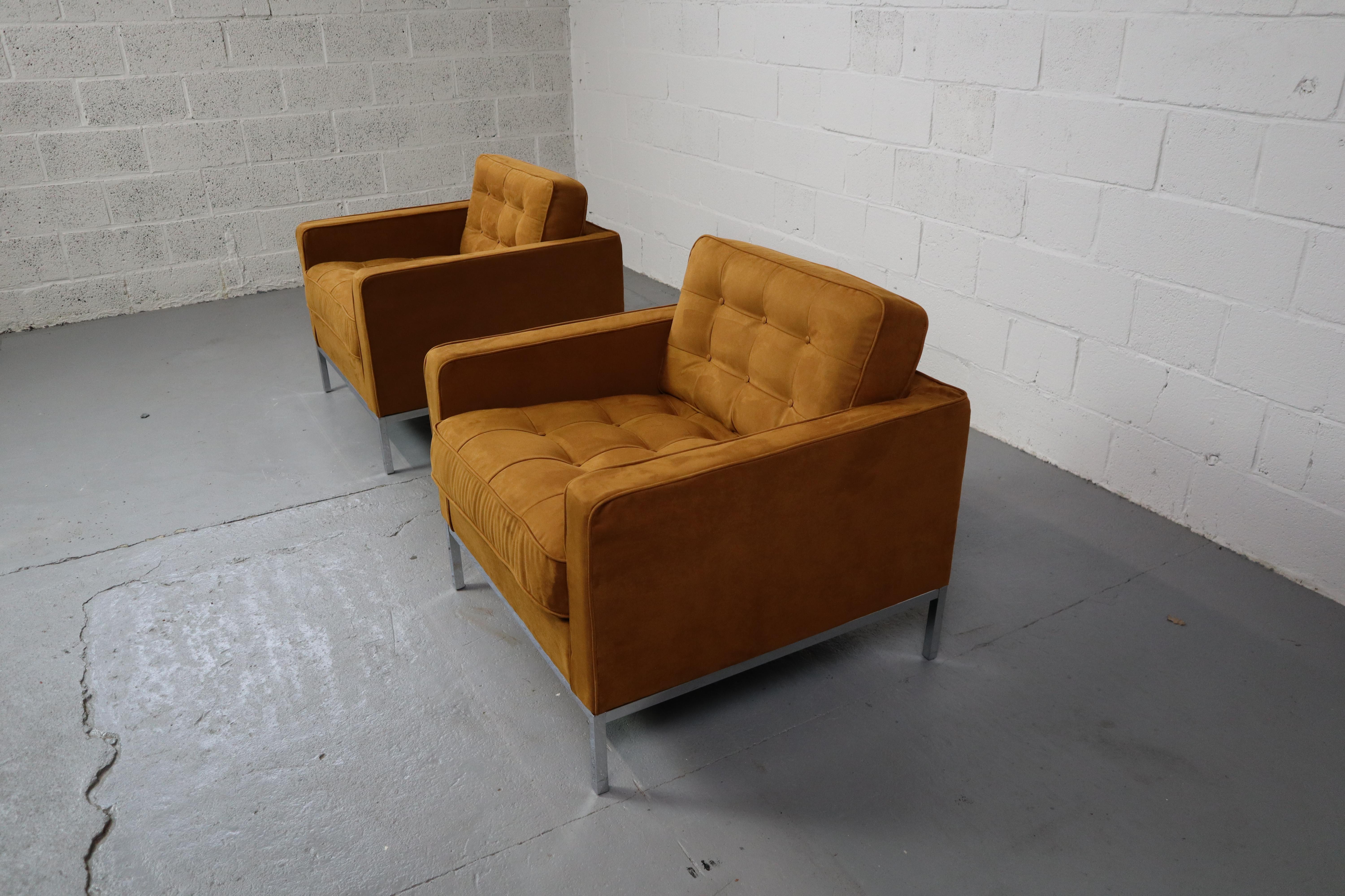 Belgian Pair of Florence Knoll lounge chairs for Knoll International For Sale