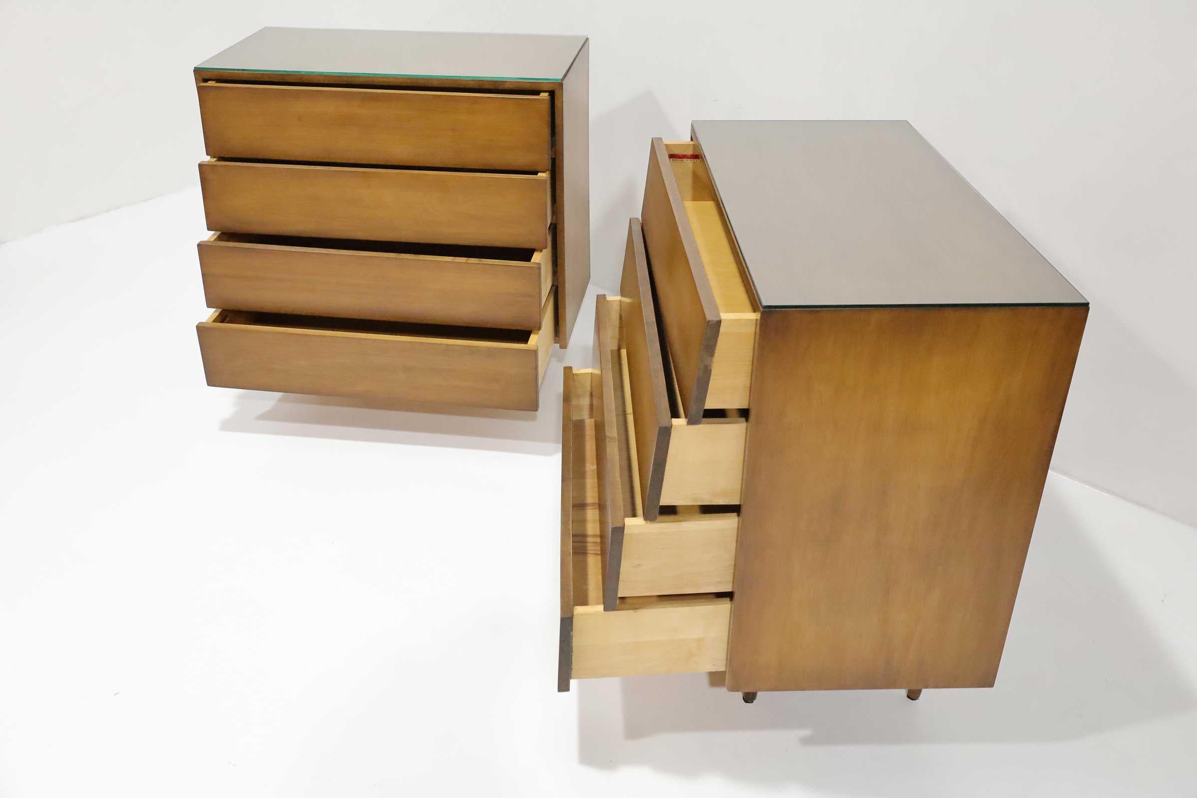 Mid-Century Modern Pair of Florence Knoll Nightstands or Chests of Drawers For Sale