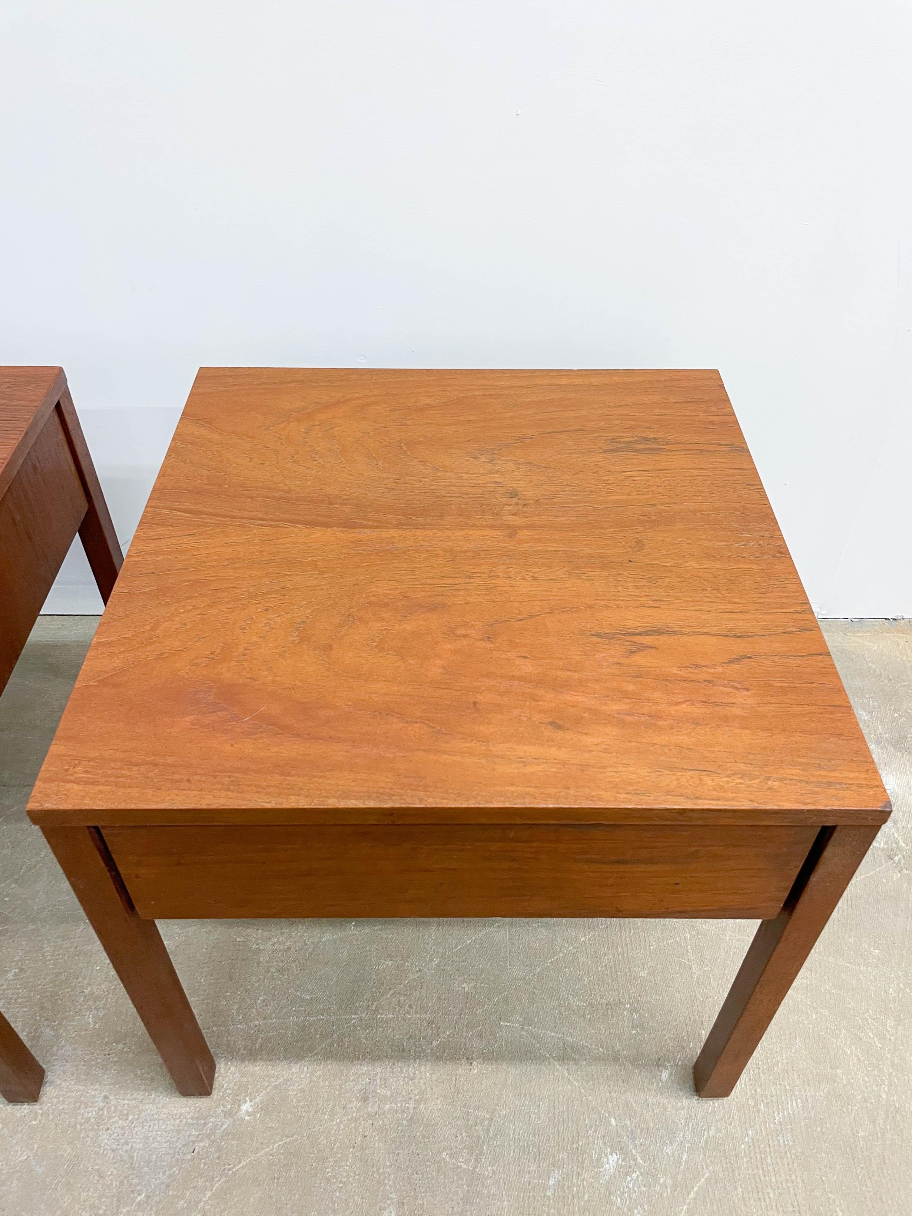 Pair of Florence Knoll Teak Nightstands In Good Condition In Kalamazoo, MI