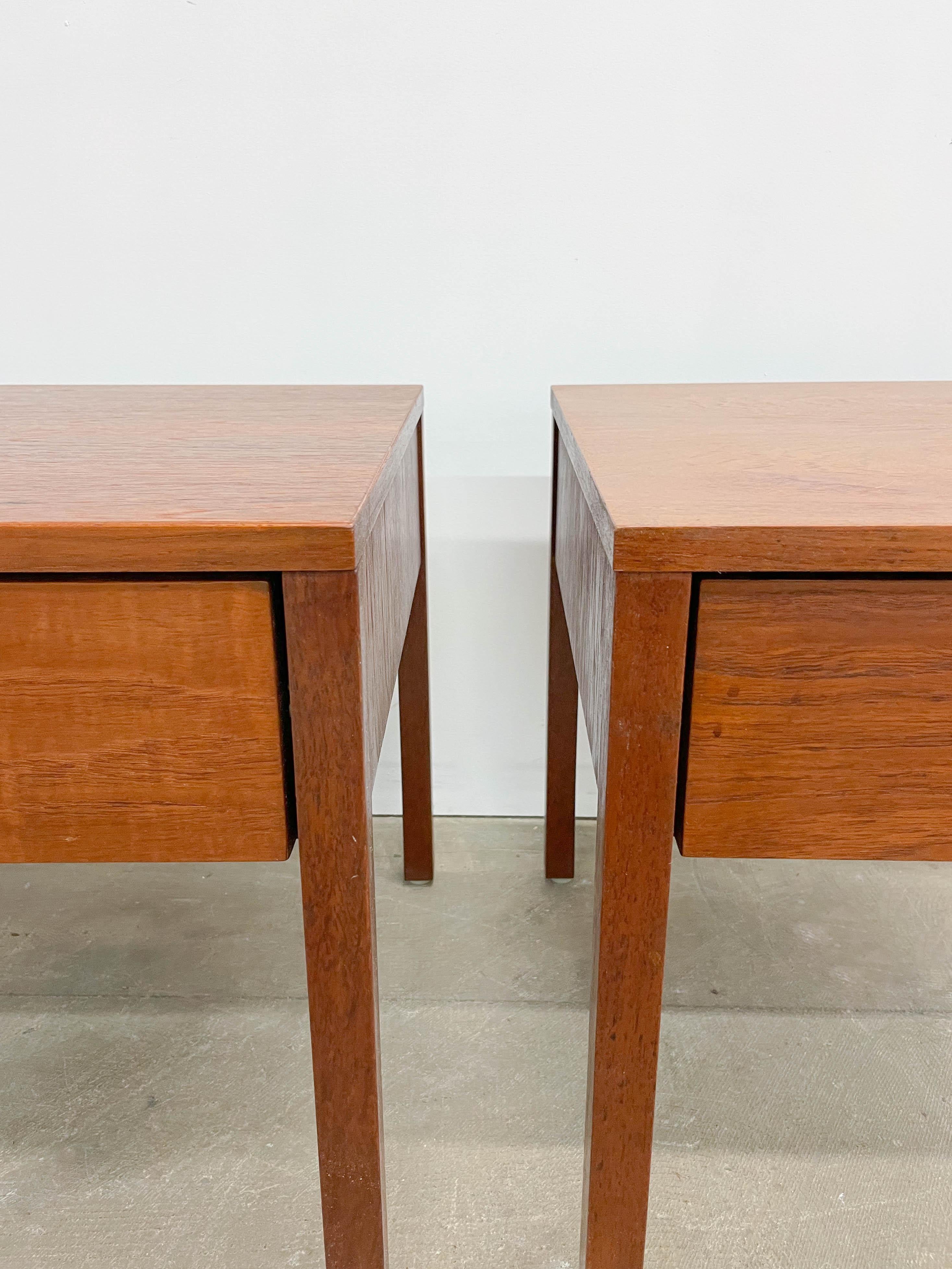 Pair of Florence Knoll Teak Nightstands 2