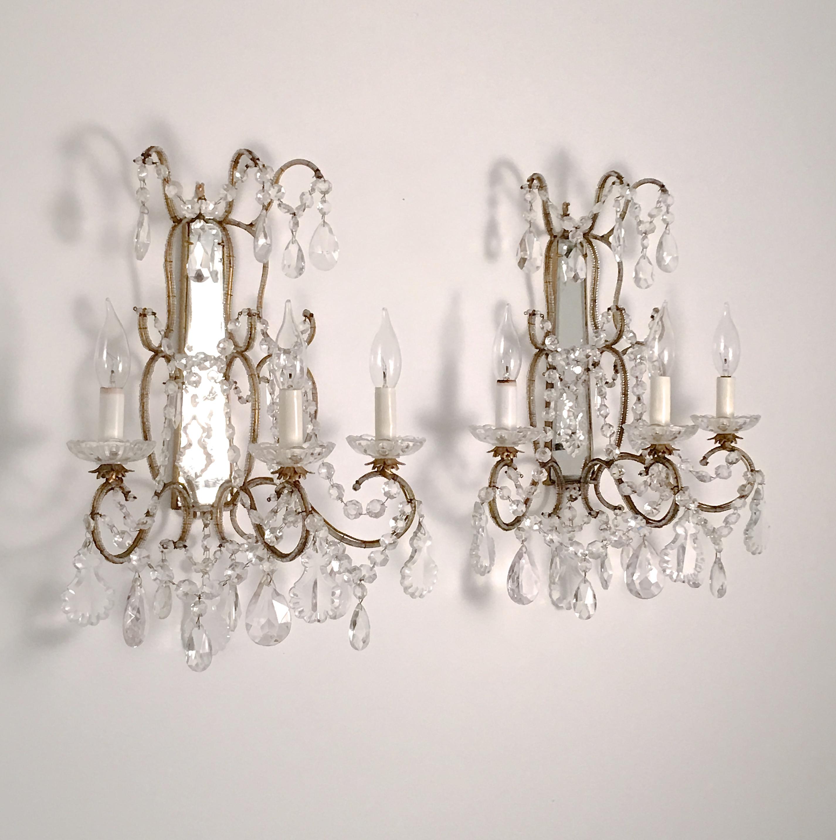 Pair of Florentine Beaded Gilt Metal and Crystal Sconces For Sale 5