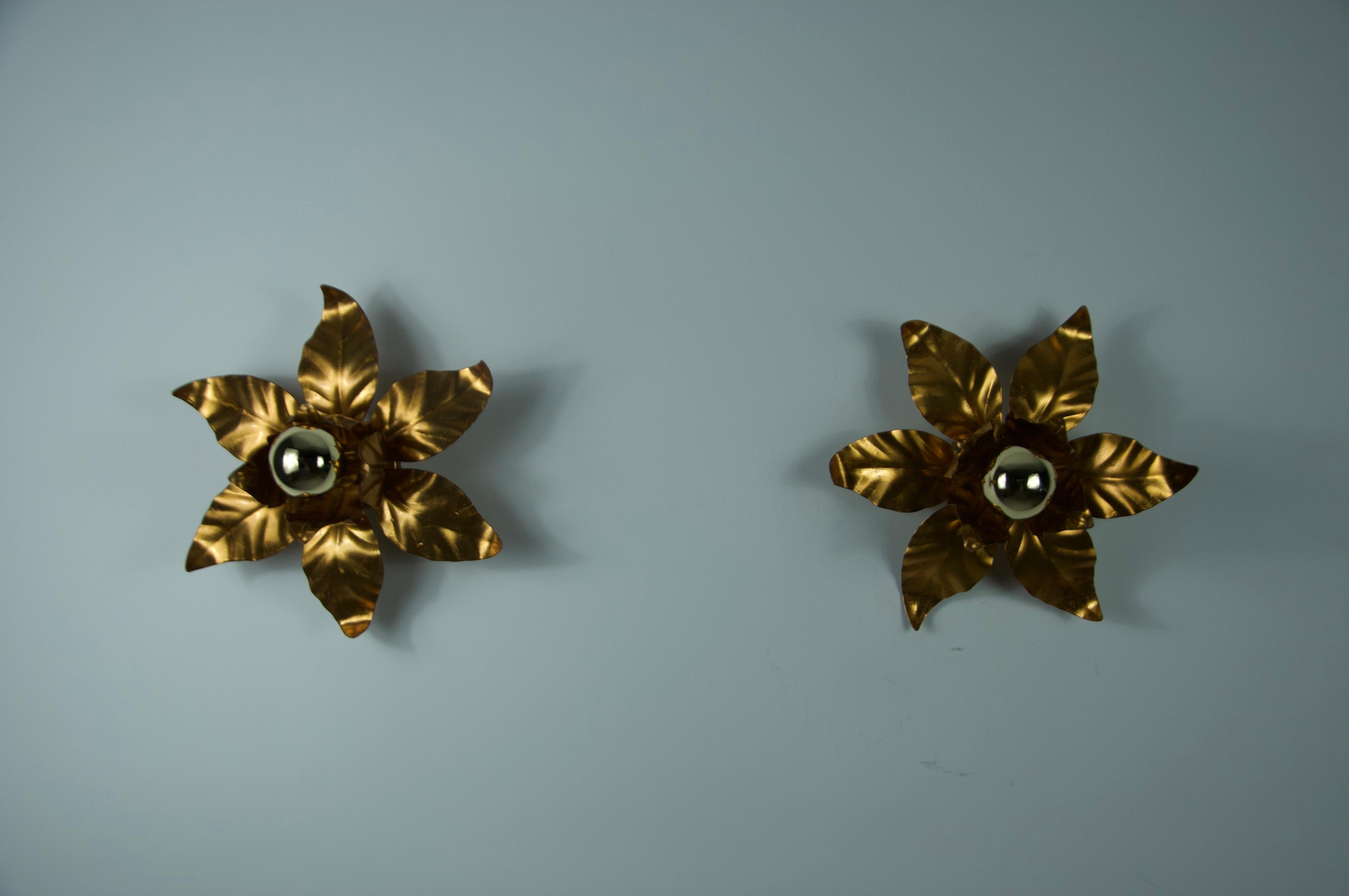 Metal Pair of Florentine Flower Shape Wall Lamps by Hans Kögl, Germany, 1950s For Sale
