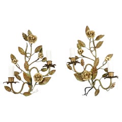 Pair of Florentine sconces decorated with foliage and roses, 1960, Italy