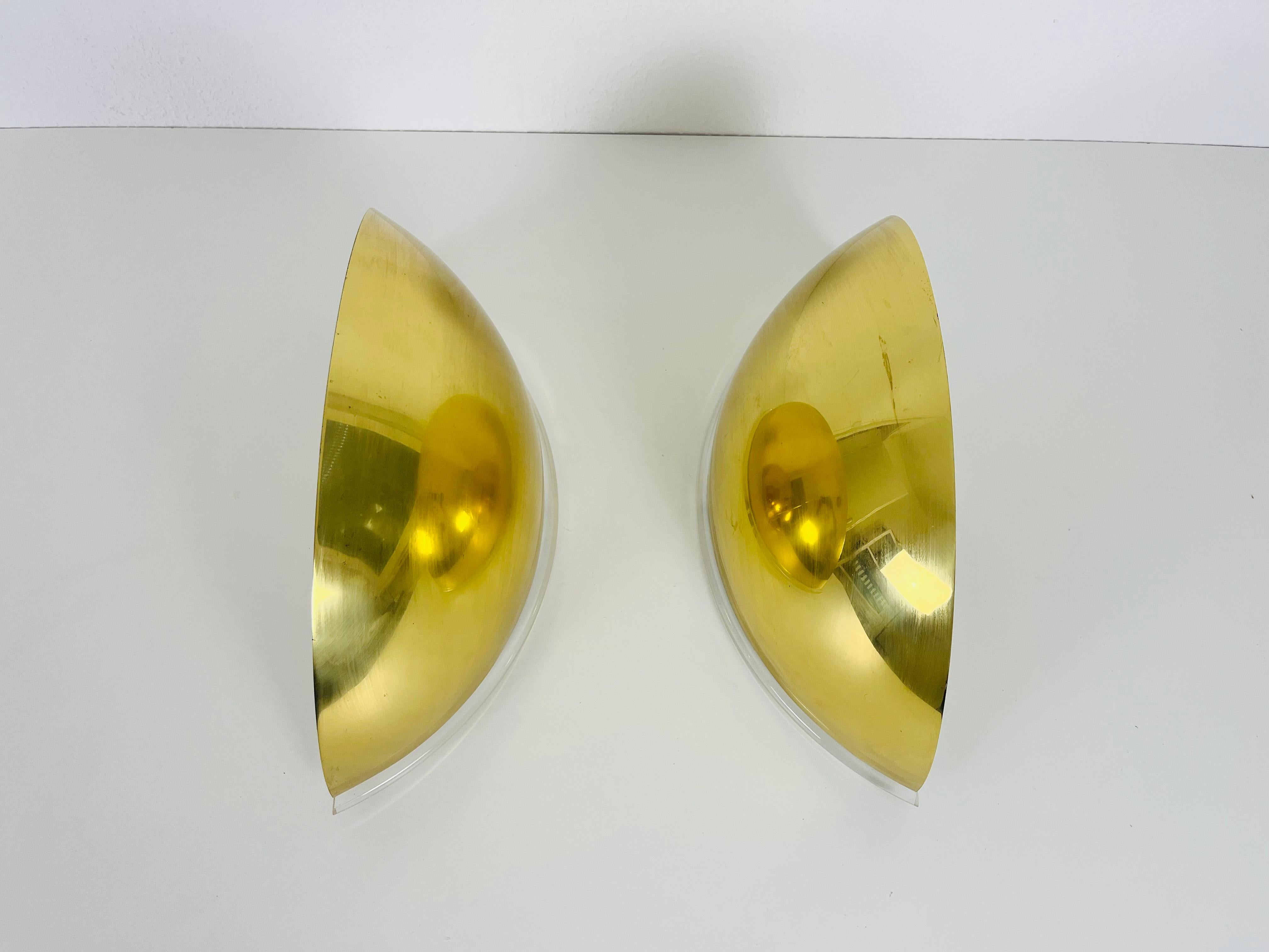 Paar Florian Schulz Wandlampen aus Messing, 1970er Jahre, aus der Mitte des Jahrhunderts im Zustand „Gut“ im Angebot in Hagenbach, DE