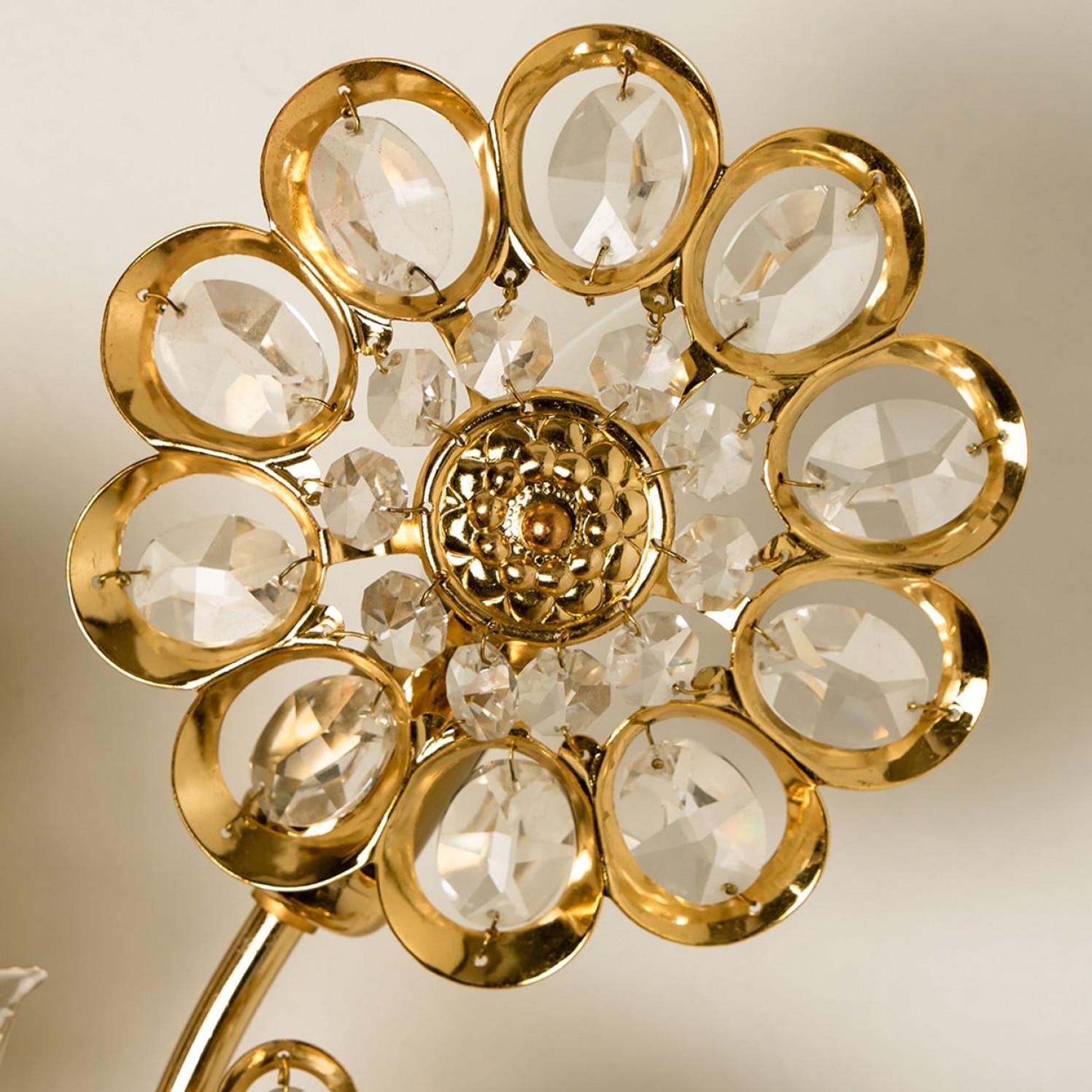 Pair of Flower Crystal and Brass Wall Lights or Sconces by Palwa, Germany In Good Condition For Sale In Rijssen, NL