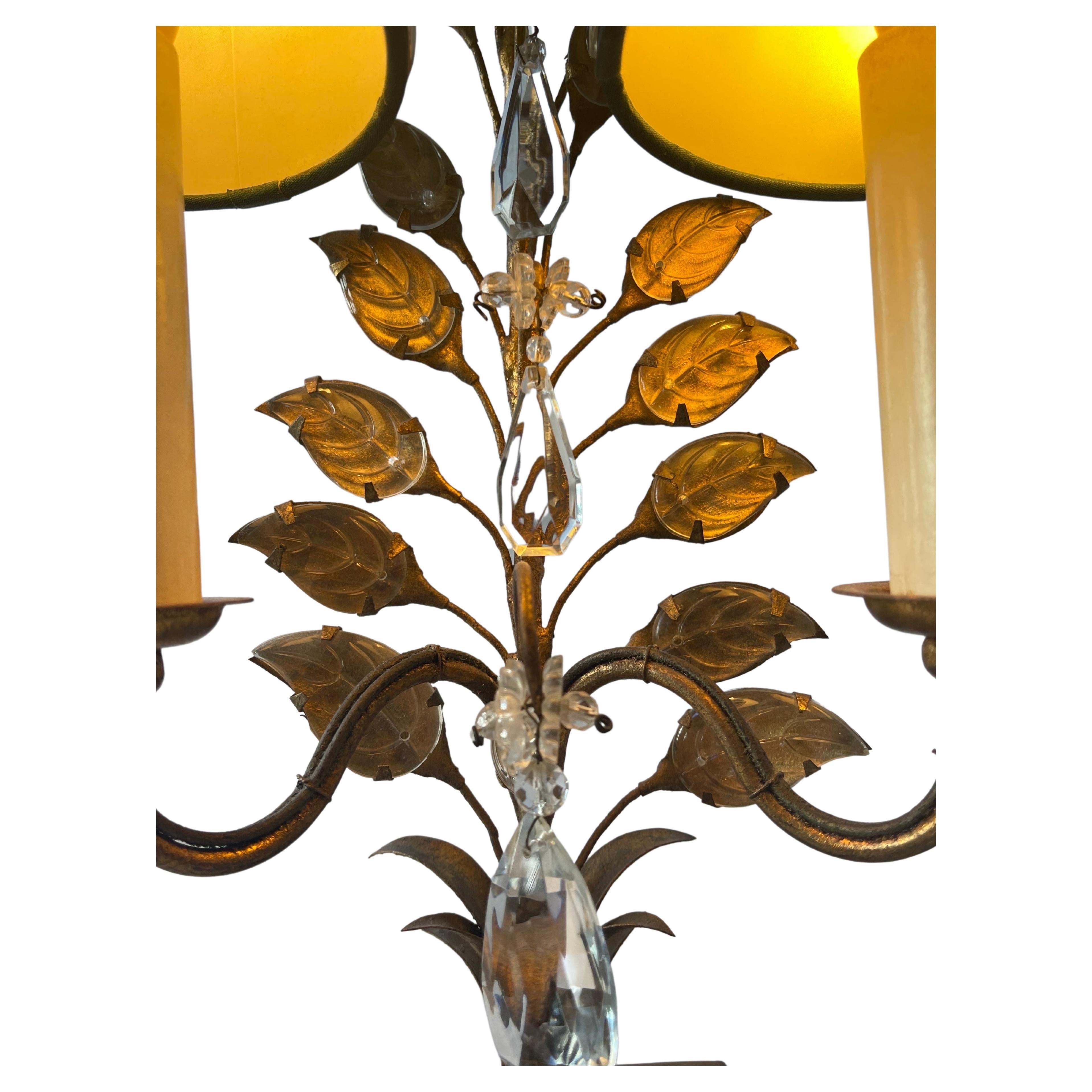 Milieu du XXe siècle Paire de lampes de table à feuilles de fleurs attr. à la Maison Baguès, Paris, vers les années 1930 en vente