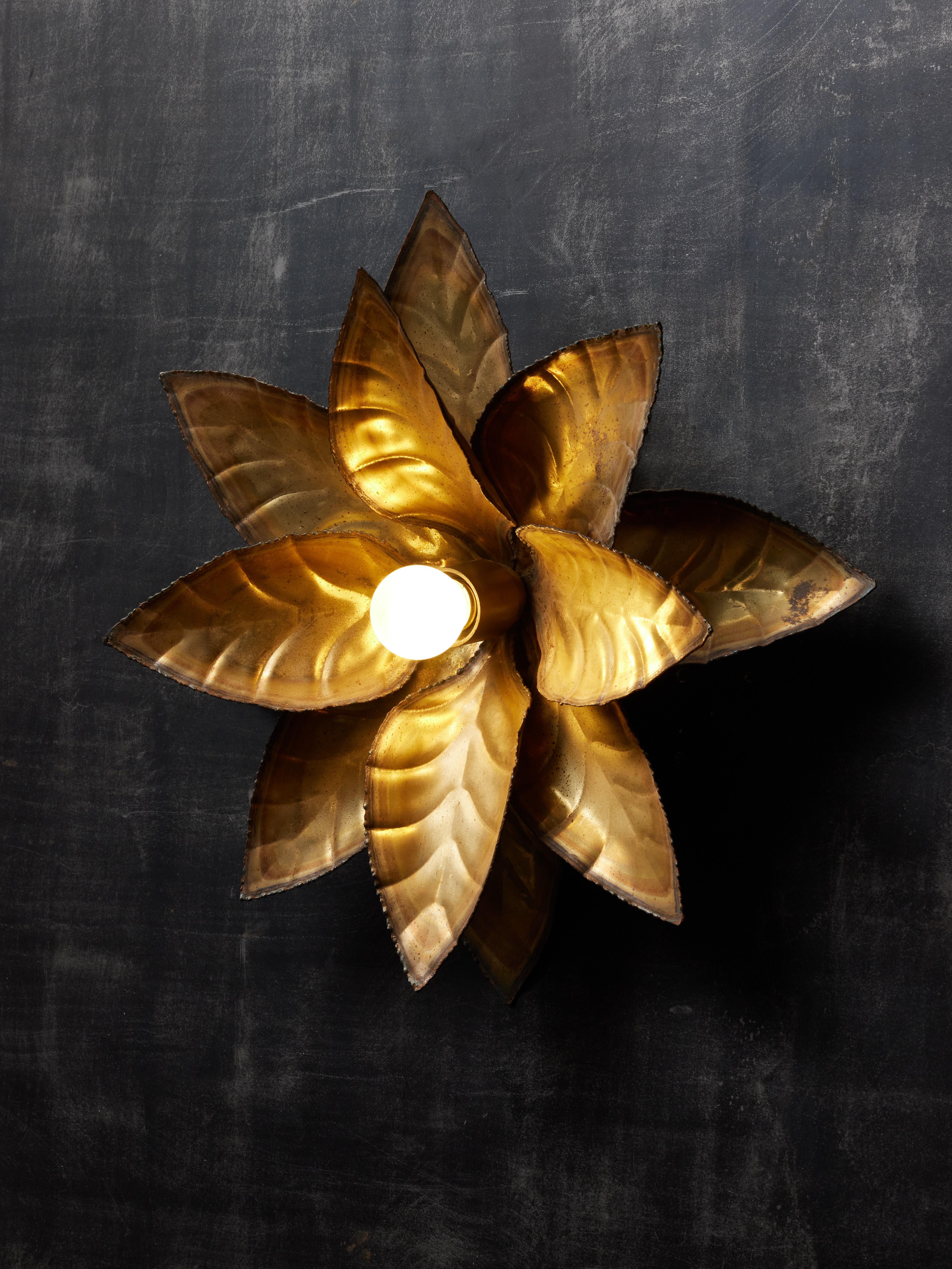 French Pair of Flower Shaped Brass Wall Sconces For Sale