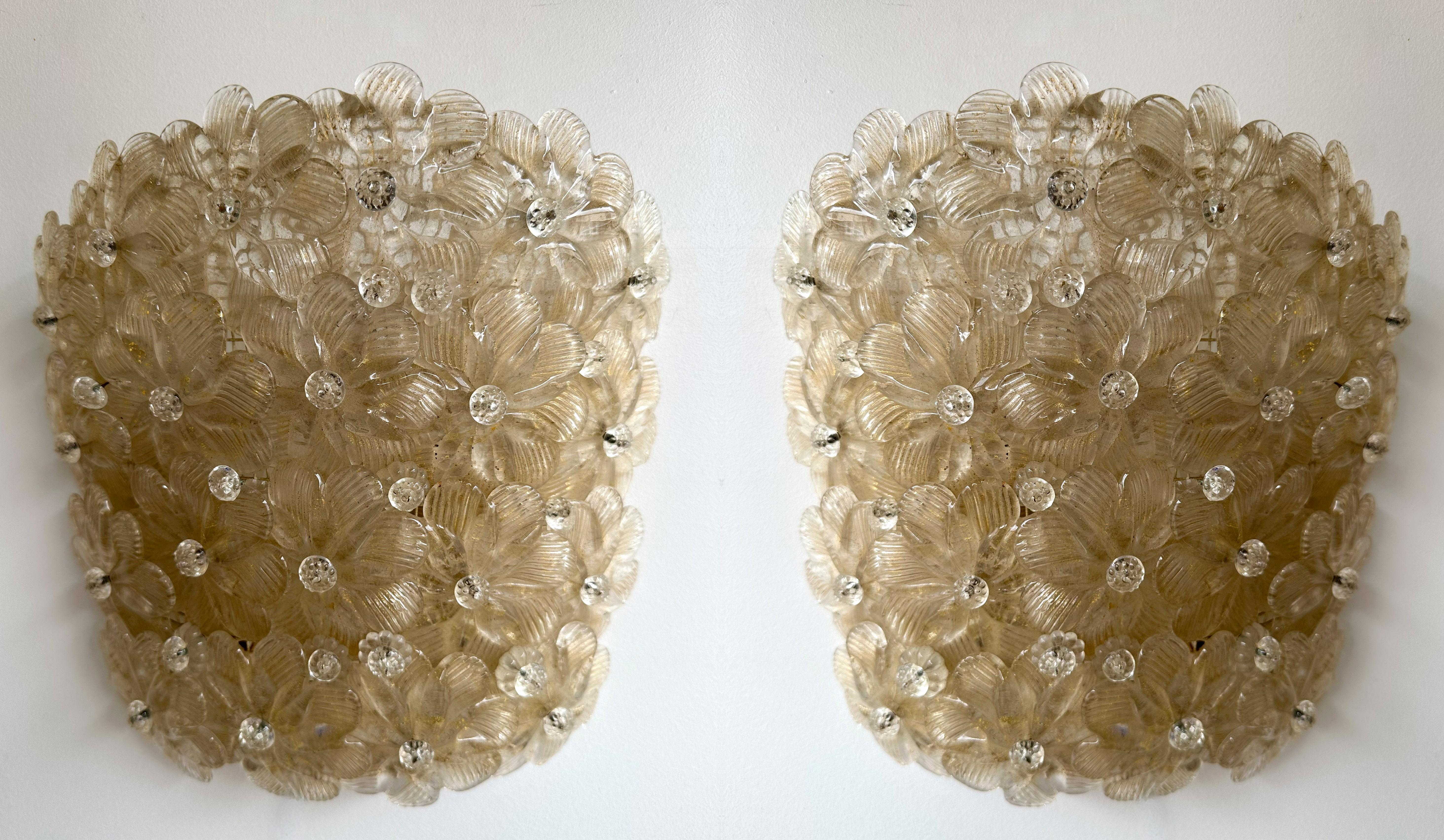 Pair of Flowers Murano Glass Sconces by Barovier & Toso, Italy, 1970s 1