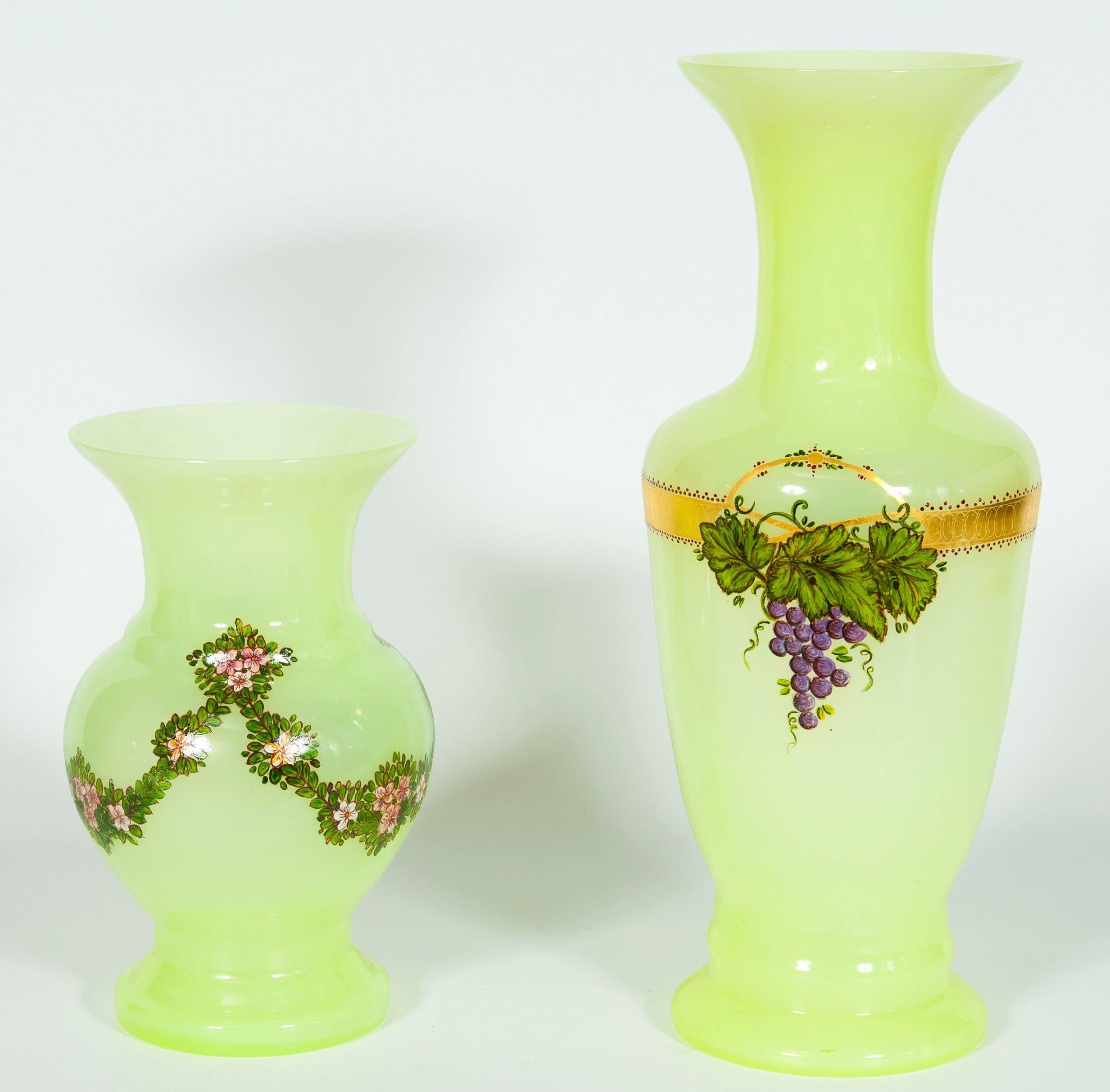 Pair of fluorescent yellow Murano glass vases hand painted and decorated 1990s.
This is a unique pair of elegant venetian vases, blown and handcrafted in the venetian island of Murano, their manufacture is dated circa 1990s. Both Masterpieces are in