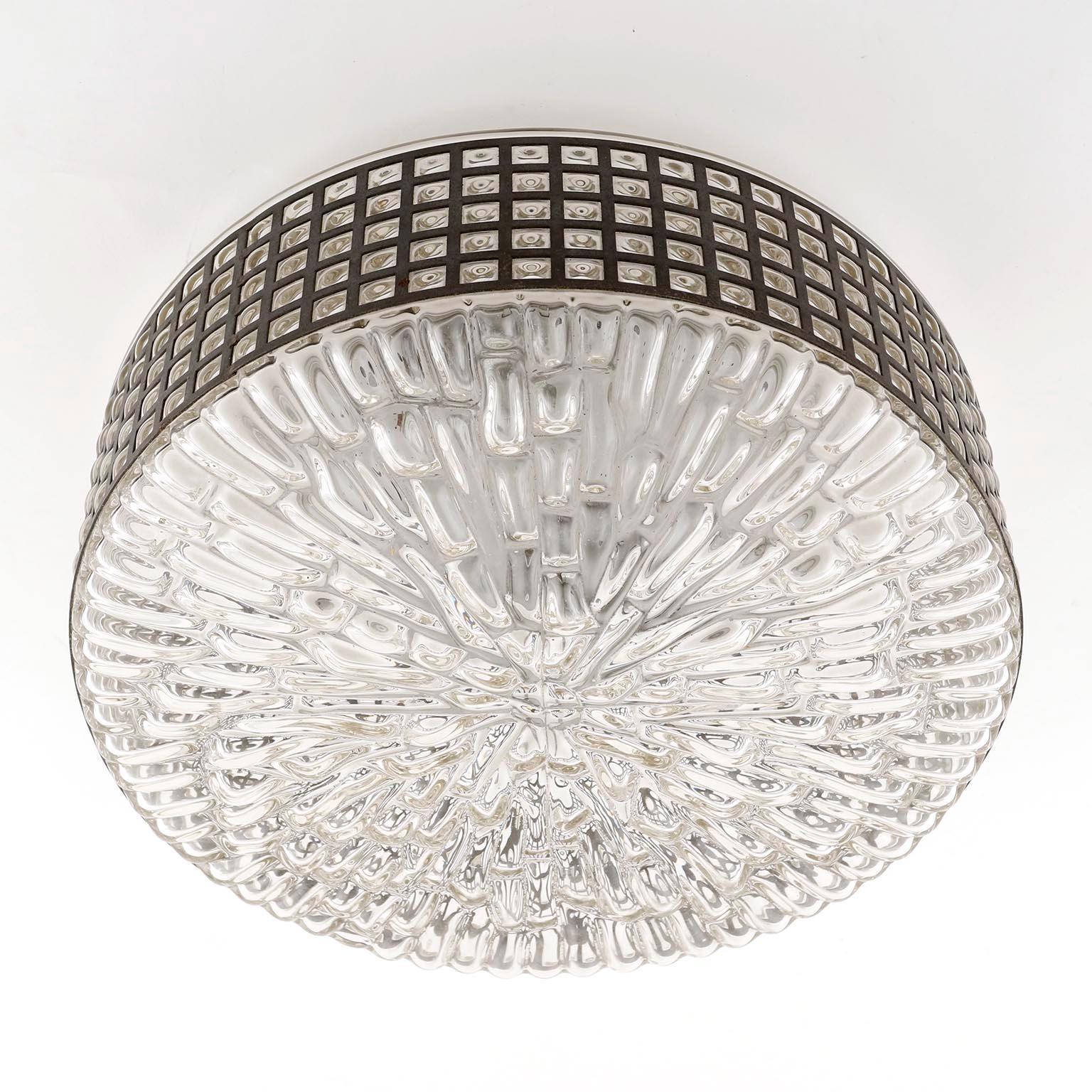 Autrichien Pair of Flush Mount Lights Sconces, Rupert Nikoll, Glass Patinated Metal, 1950s en vente