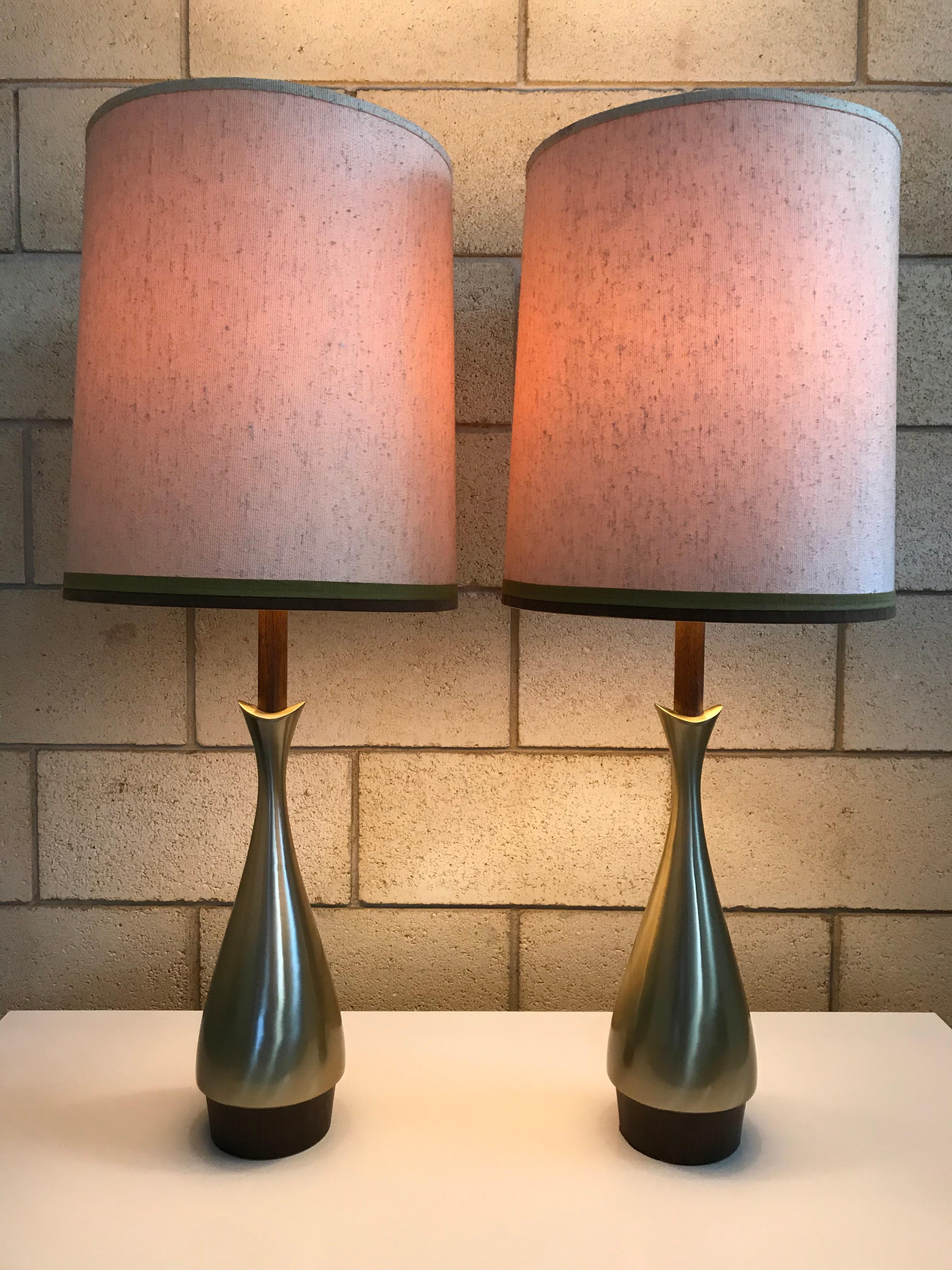 Pair of Fluted Genie Brass Tables Lamps by Laurel Lamp Co. 2