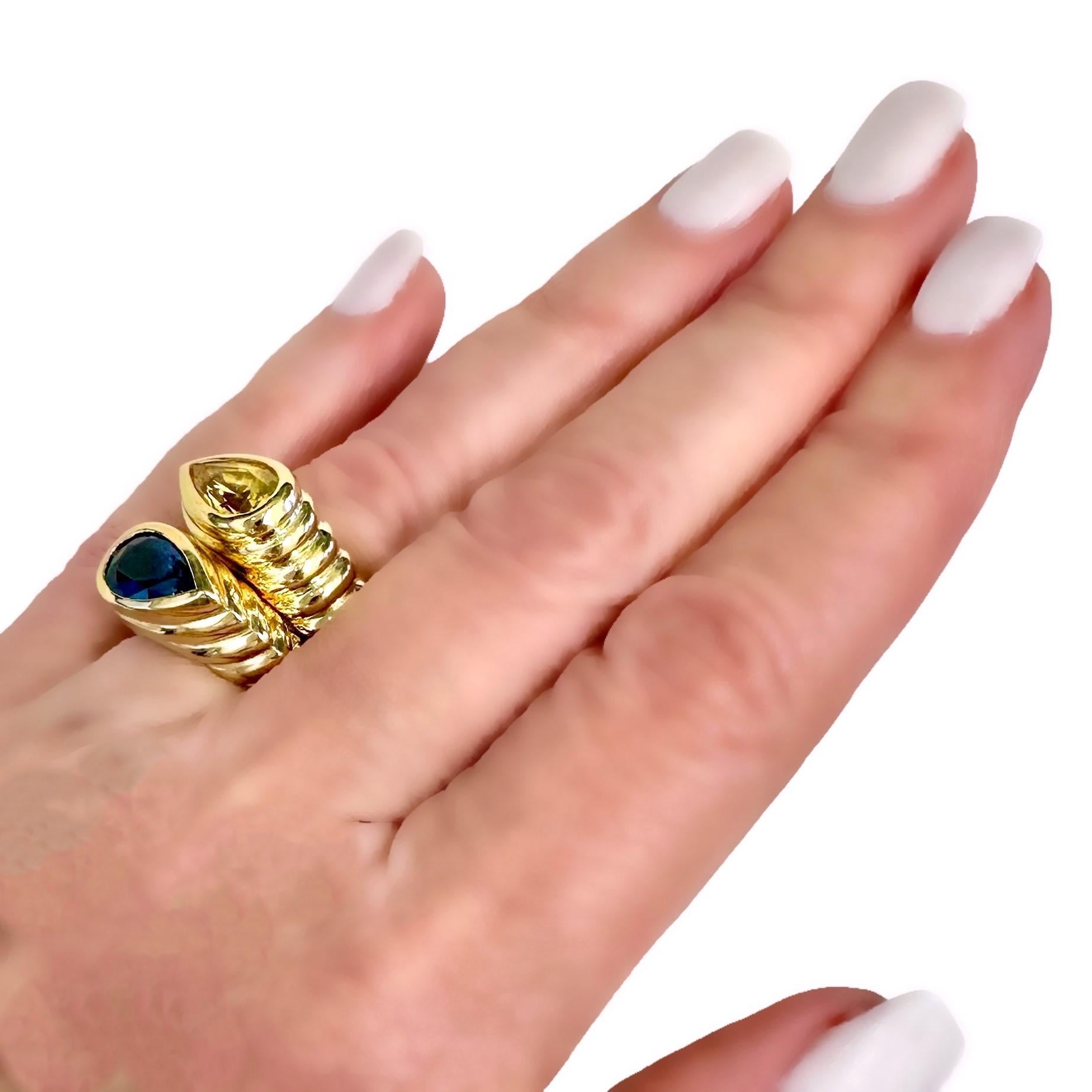 Pair of Fluted Gold Rings with Pear Shaped Blue and Yellow Sapphires by Niva For Sale 2