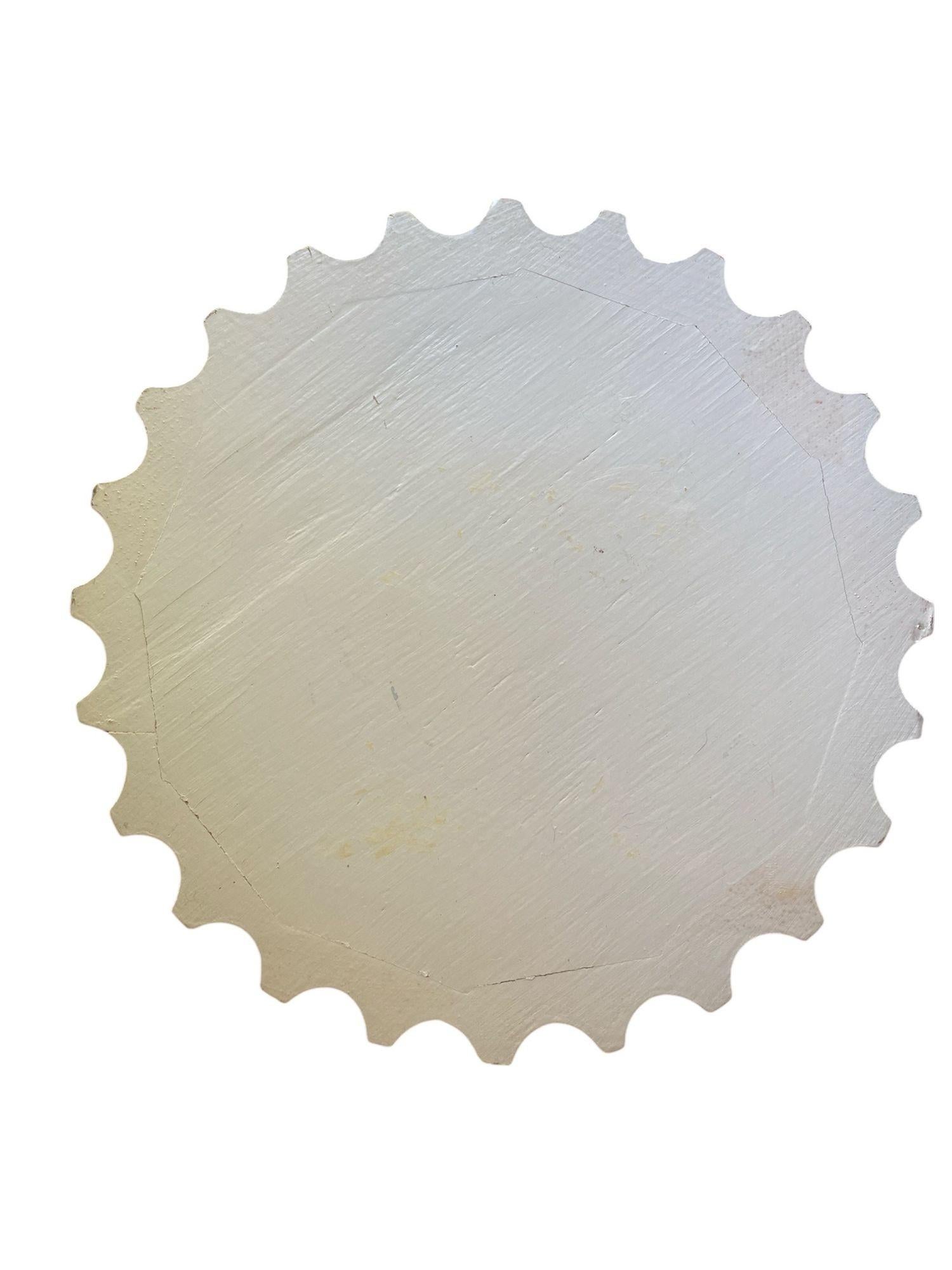 Sculpté Paire de piédestaux cannelés de style néoclassique peints en blanc en vente