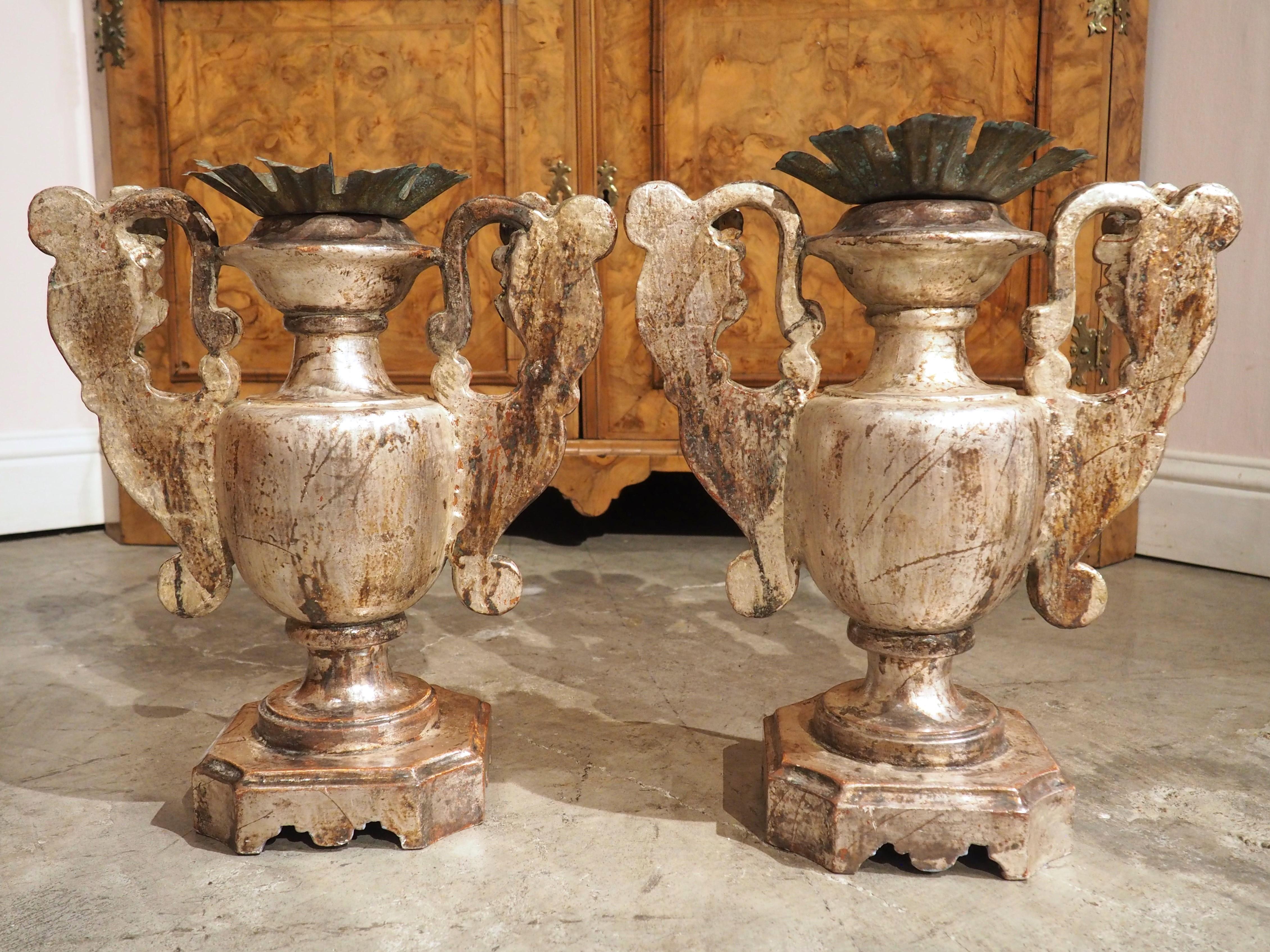 Pair of Fluted Silver Giltwood Pricket Candlesticks from Tuscany, Italy For Sale 3
